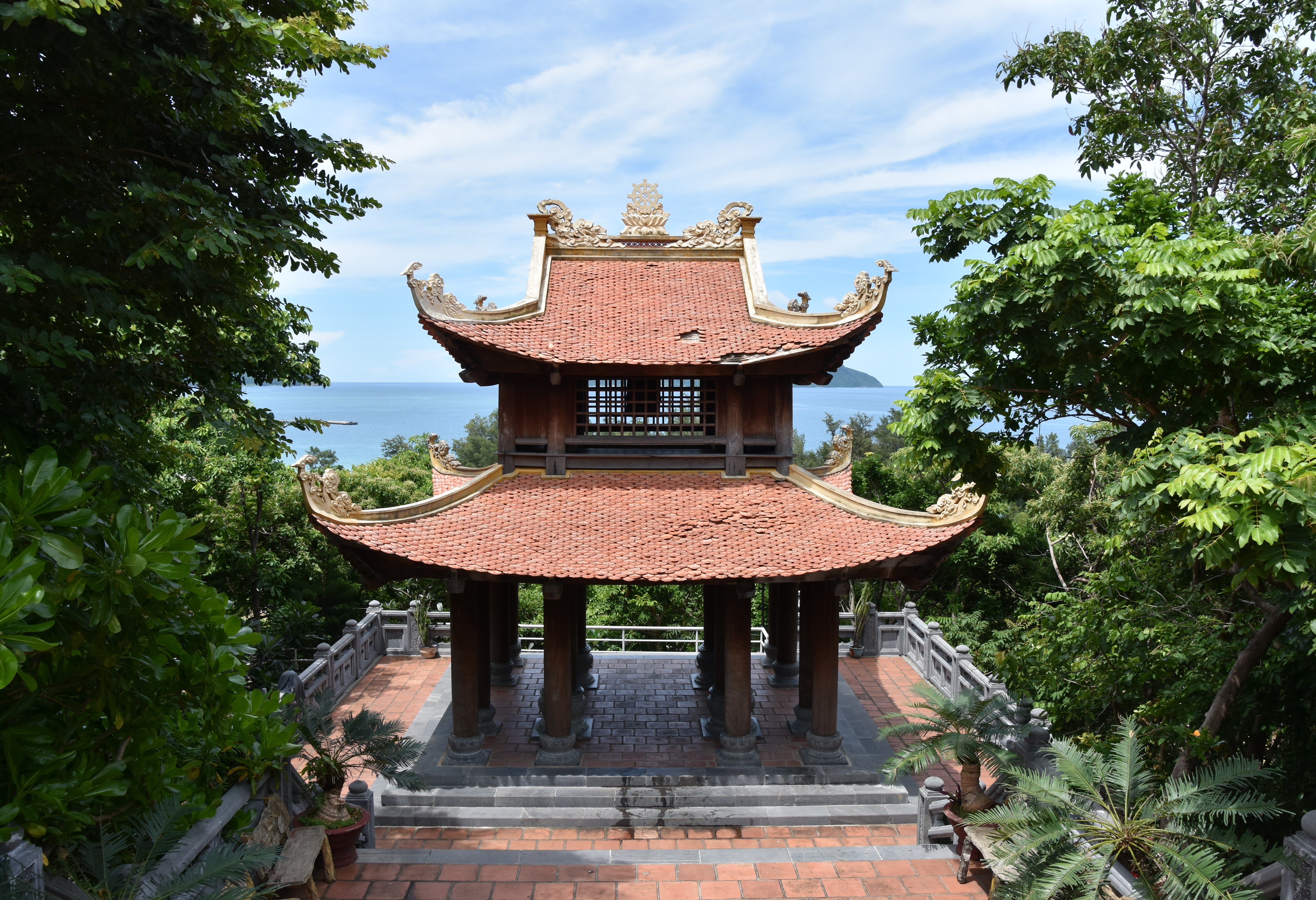 Van Son tempel op Con Son in de Con Dao archipel in Vietnam