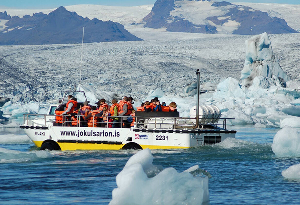 Gletsjer lagune Jökulsárlón in IJsland
