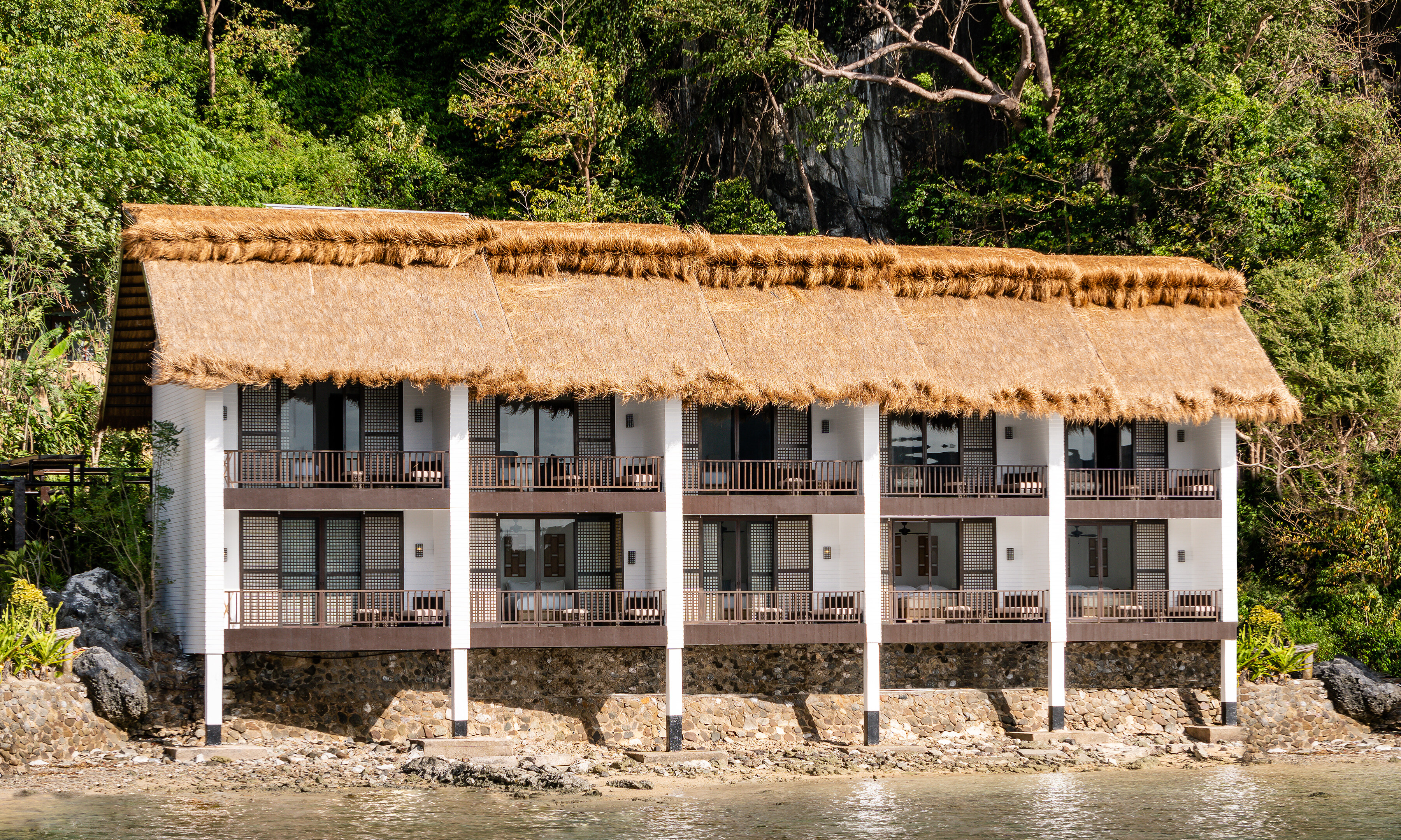 Filipijnen-El-Nido-Resorts-Miniloc-Deluxe_Seaview_Kamer