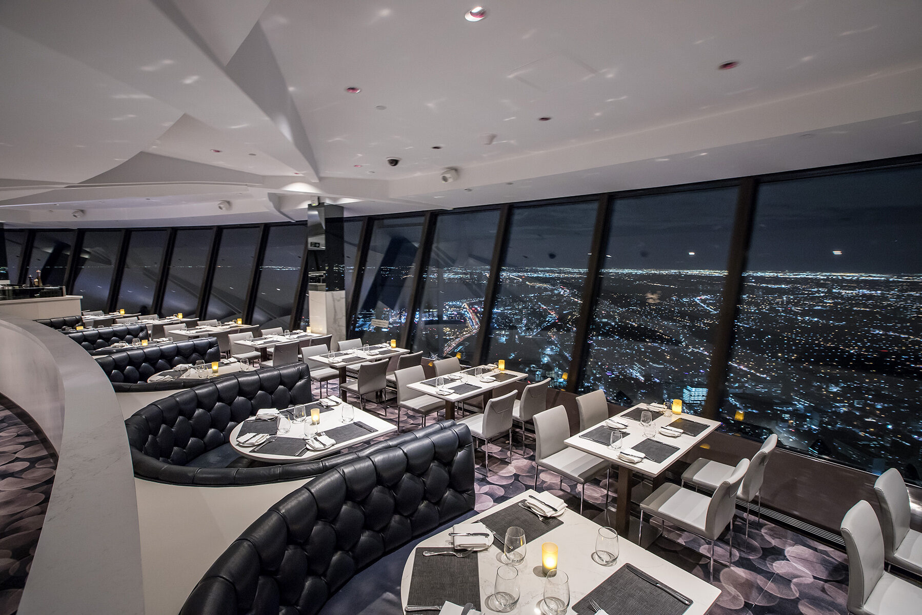 Restaurant CN Tower Toronto Canada
