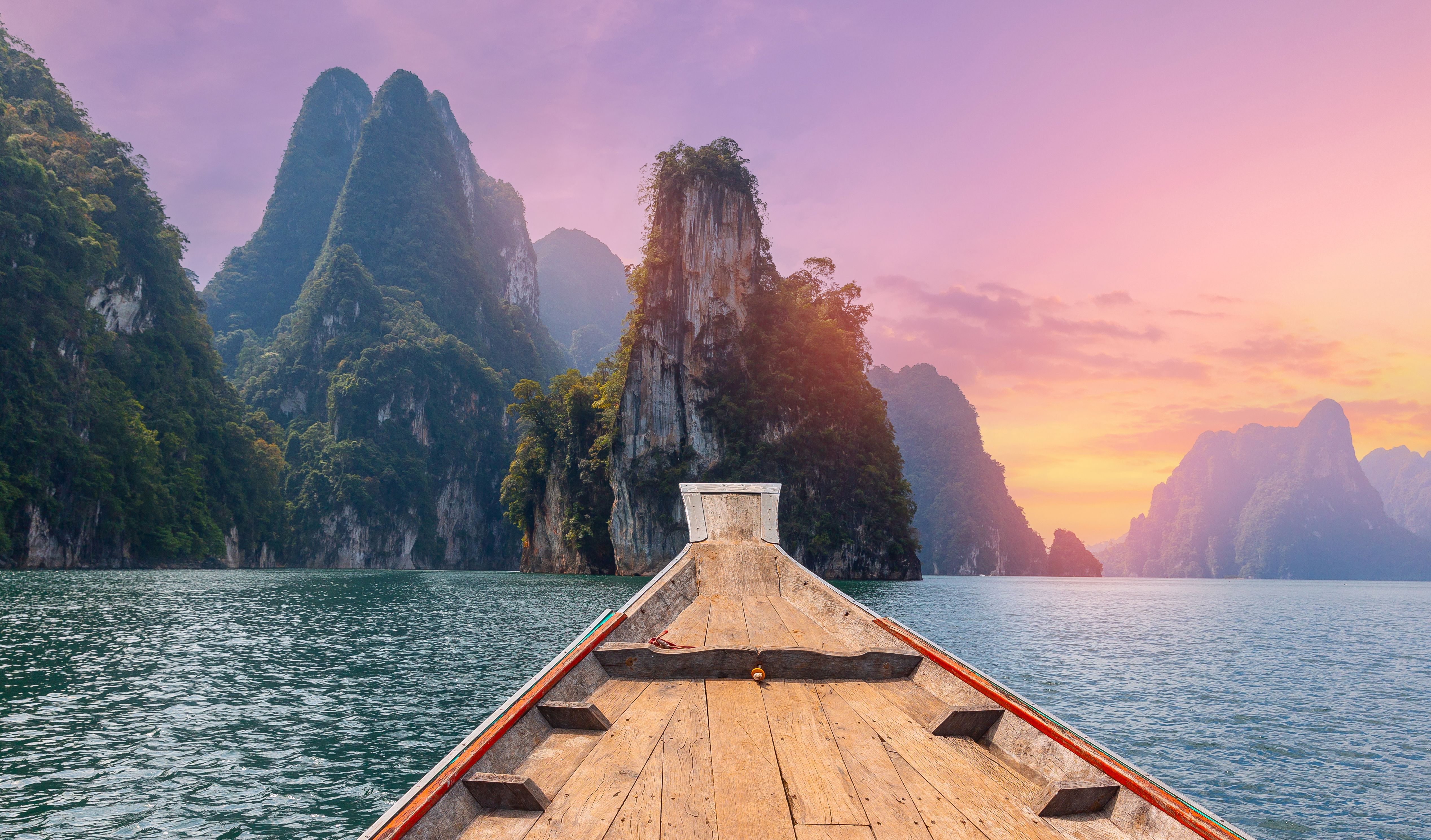 Thailand-Khao-Sok-National-Park-traditionele-boot-longtail