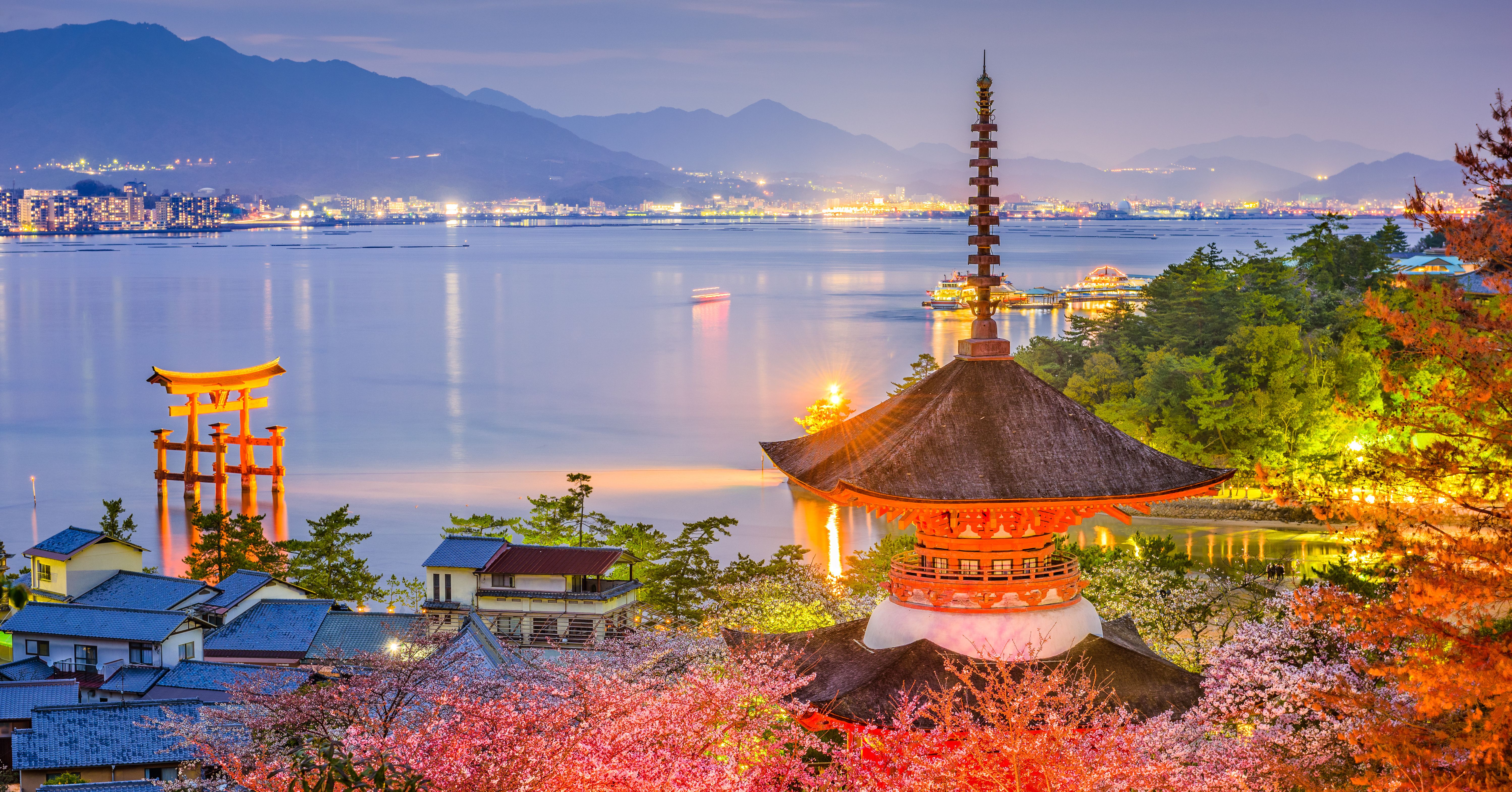 japan-hiroshima-miyajima island