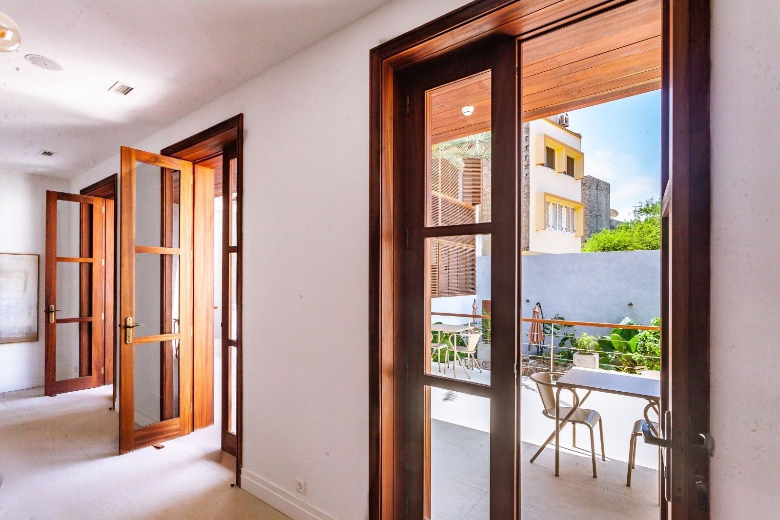 Kaapverdie Sao Vicente Mindelo Casa da Djedja Eetkamer