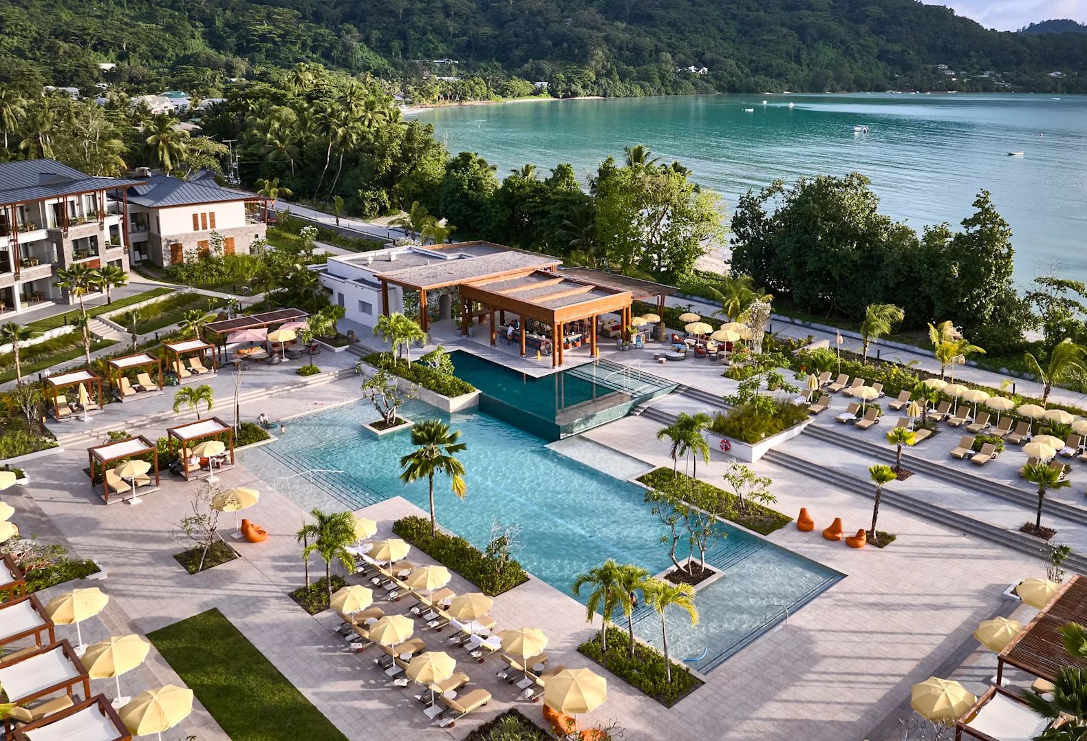 Seychellen Mahe Canopy by Hilton Resort Zwembad