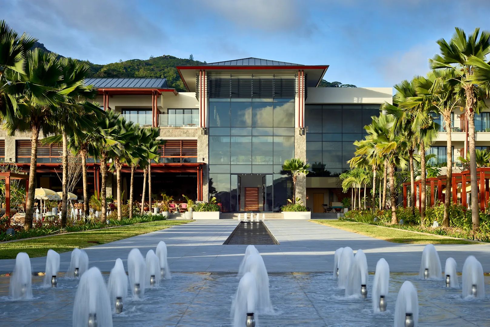 Seychellen Mahe Canopy by Hilton Resort Entree