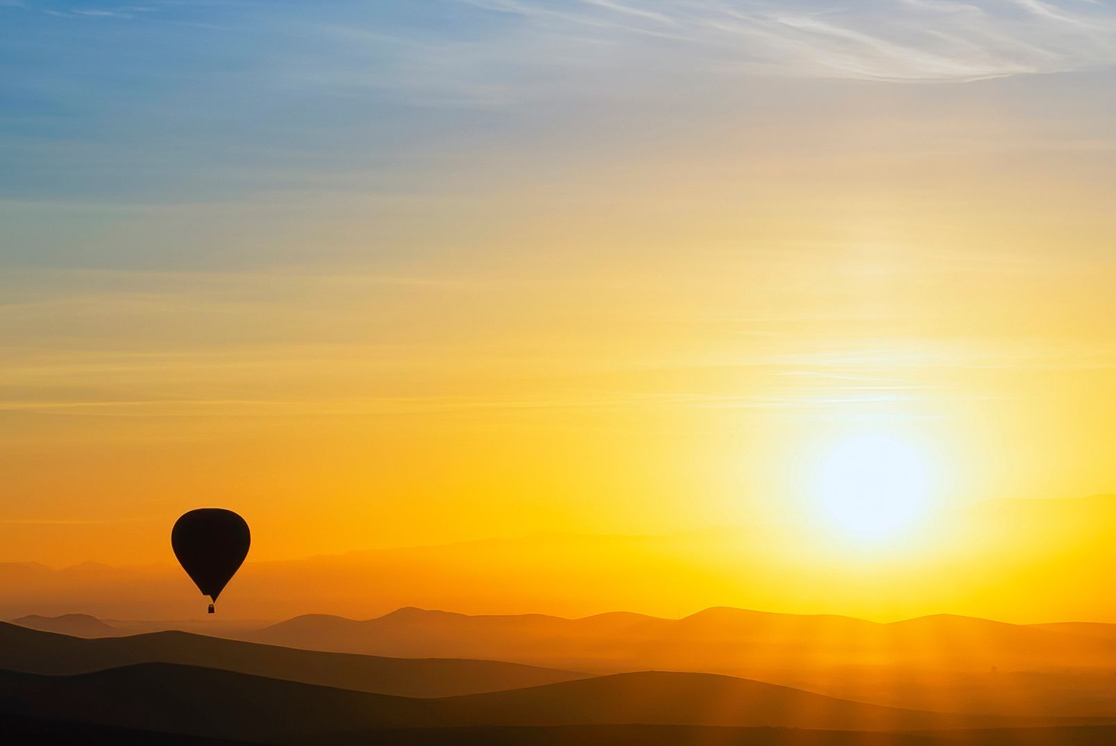 Ballonvaart bij zonsopgang