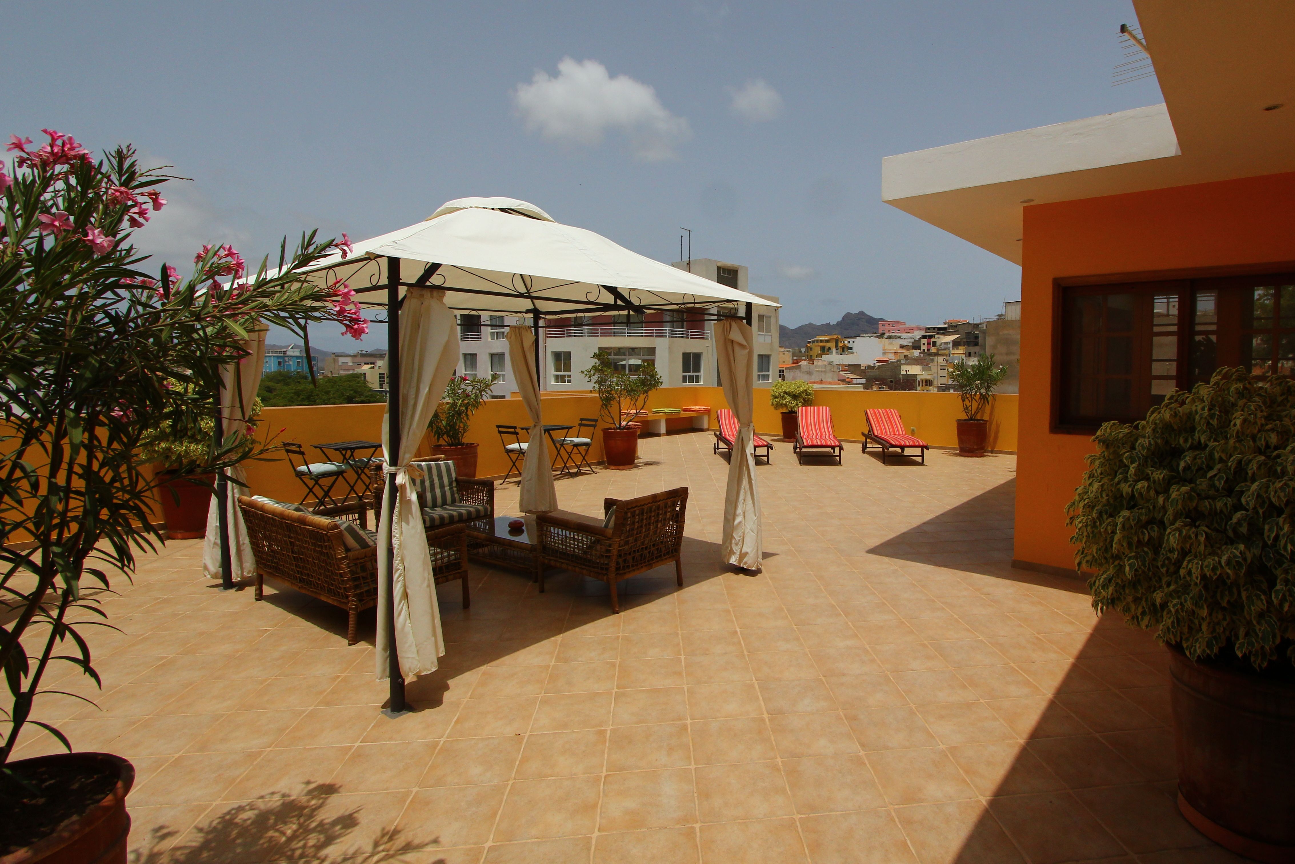 Dakterras Kira's Boutique Hotel