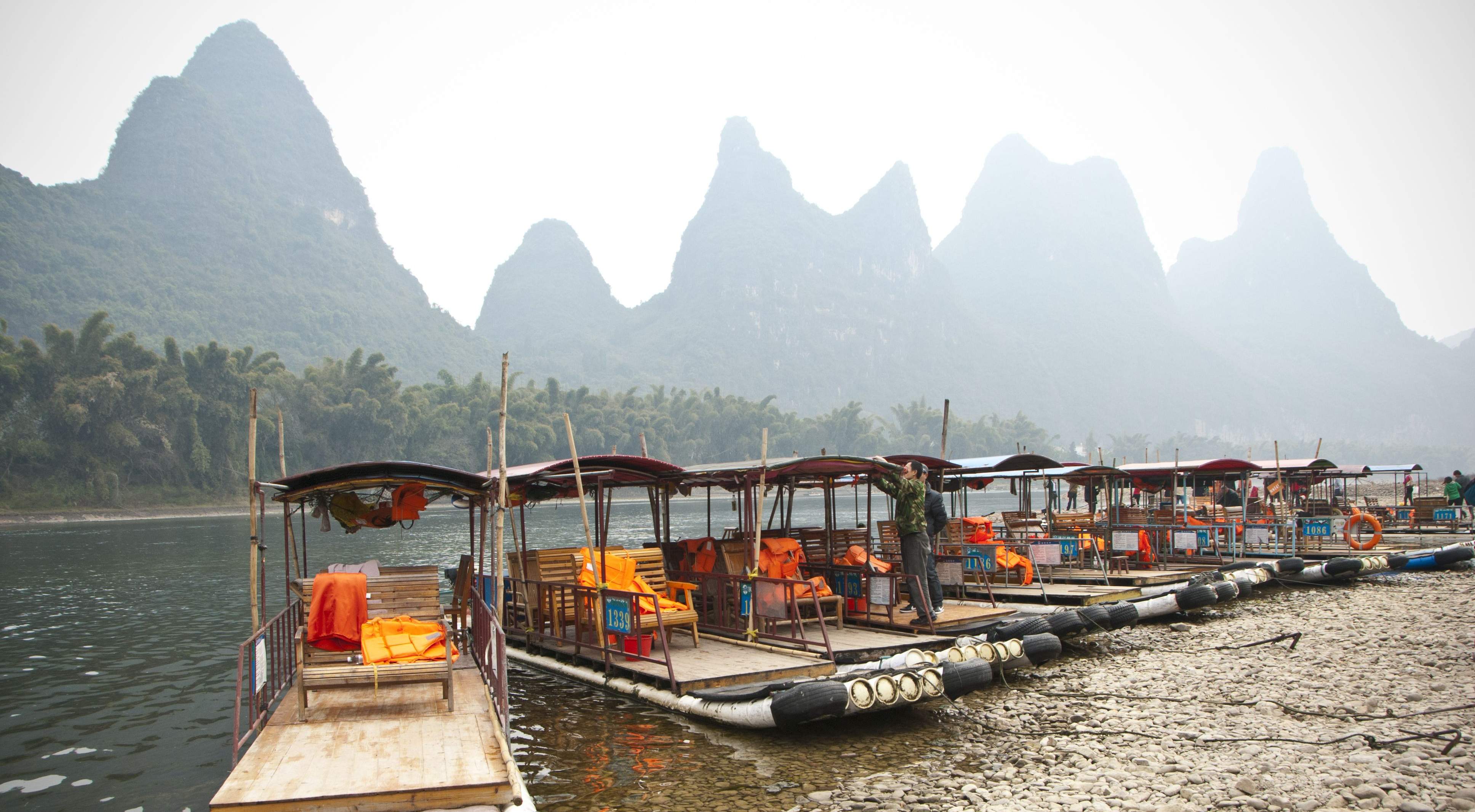 China Yangshuo Li Rivier Bamboo Raften