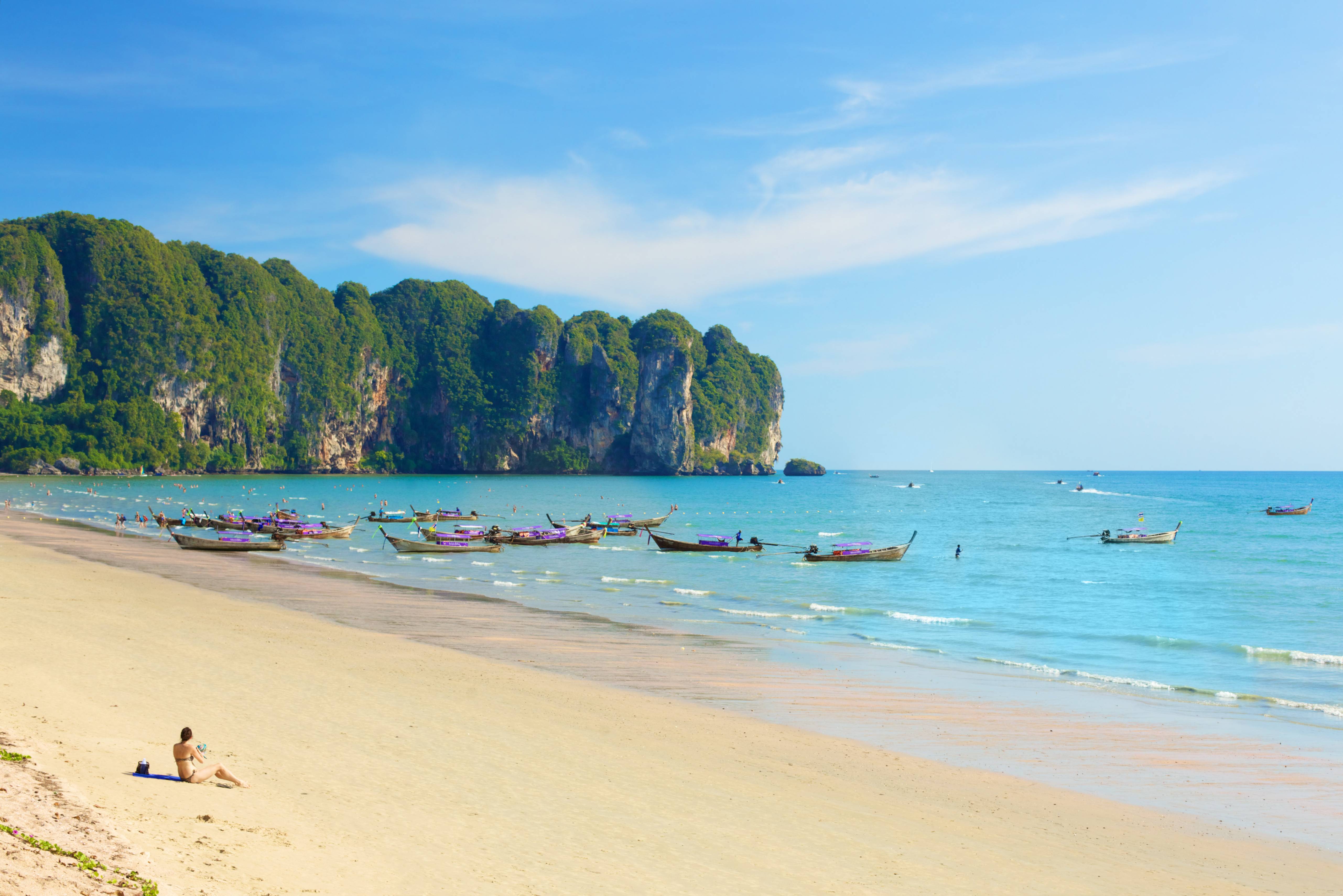 Een van de stranden bij Krabi in Thailand