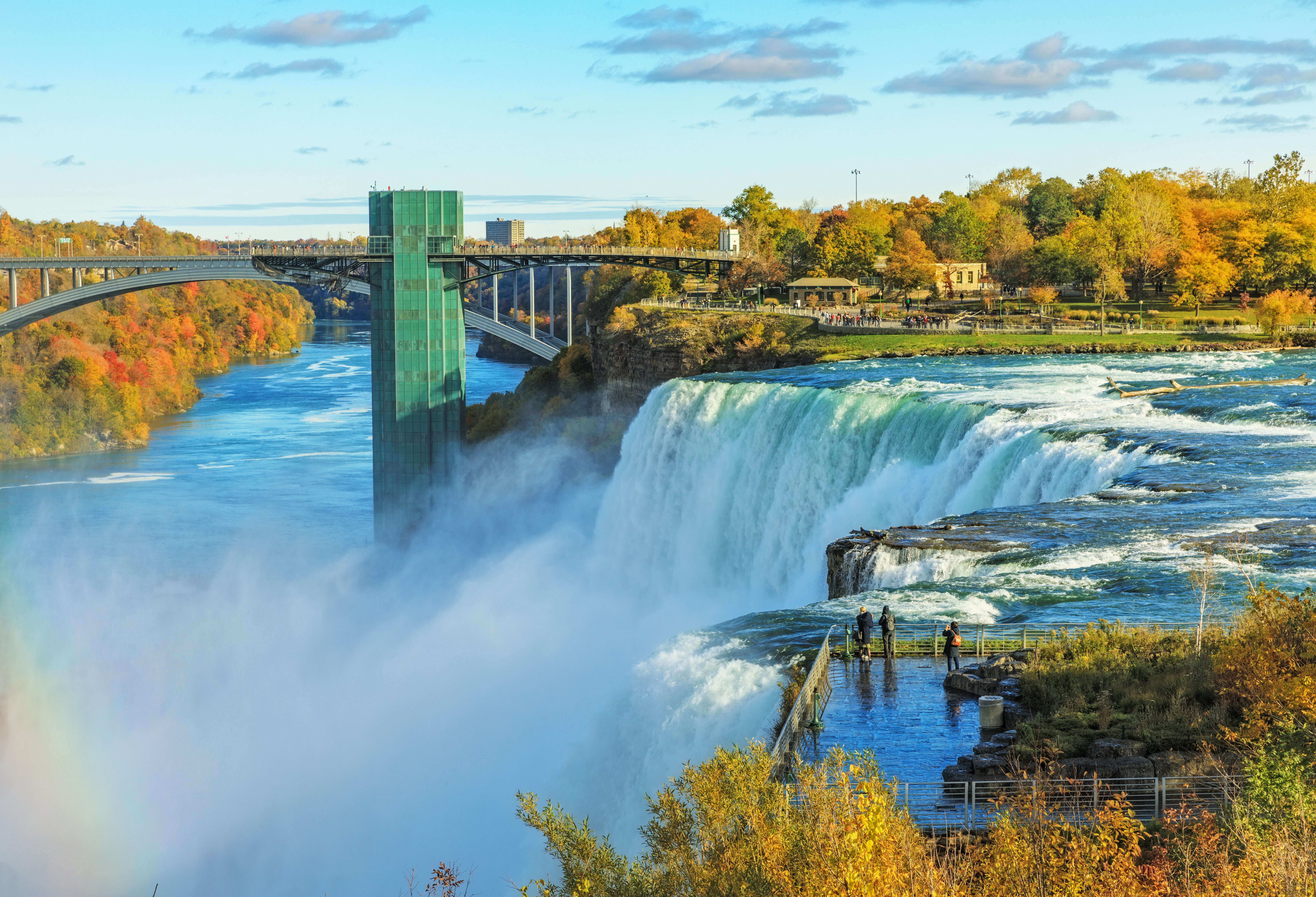canada-niagara-falls-in-de-herfst