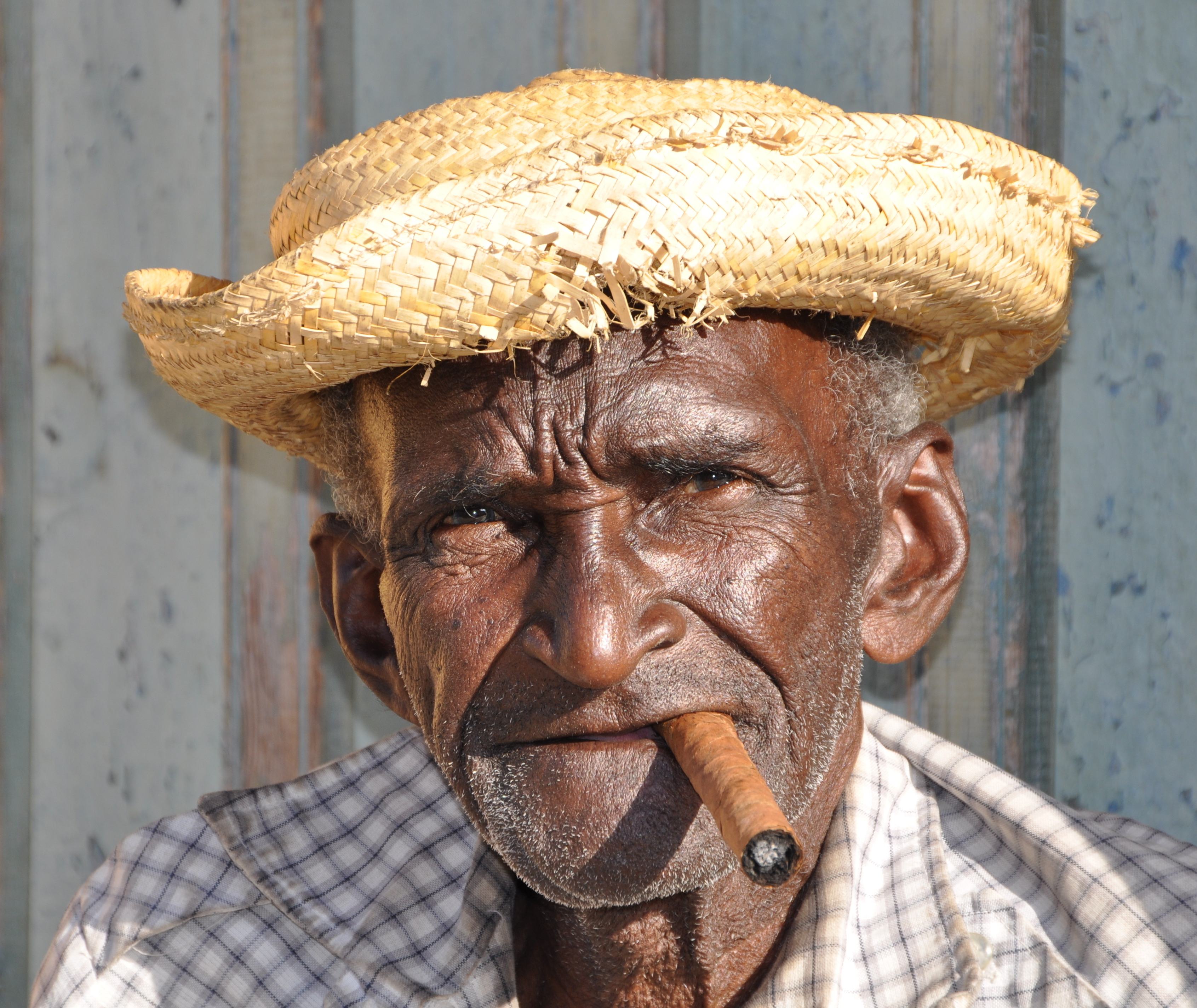 Een prachtig portret van een man in Trinidad, Cuba