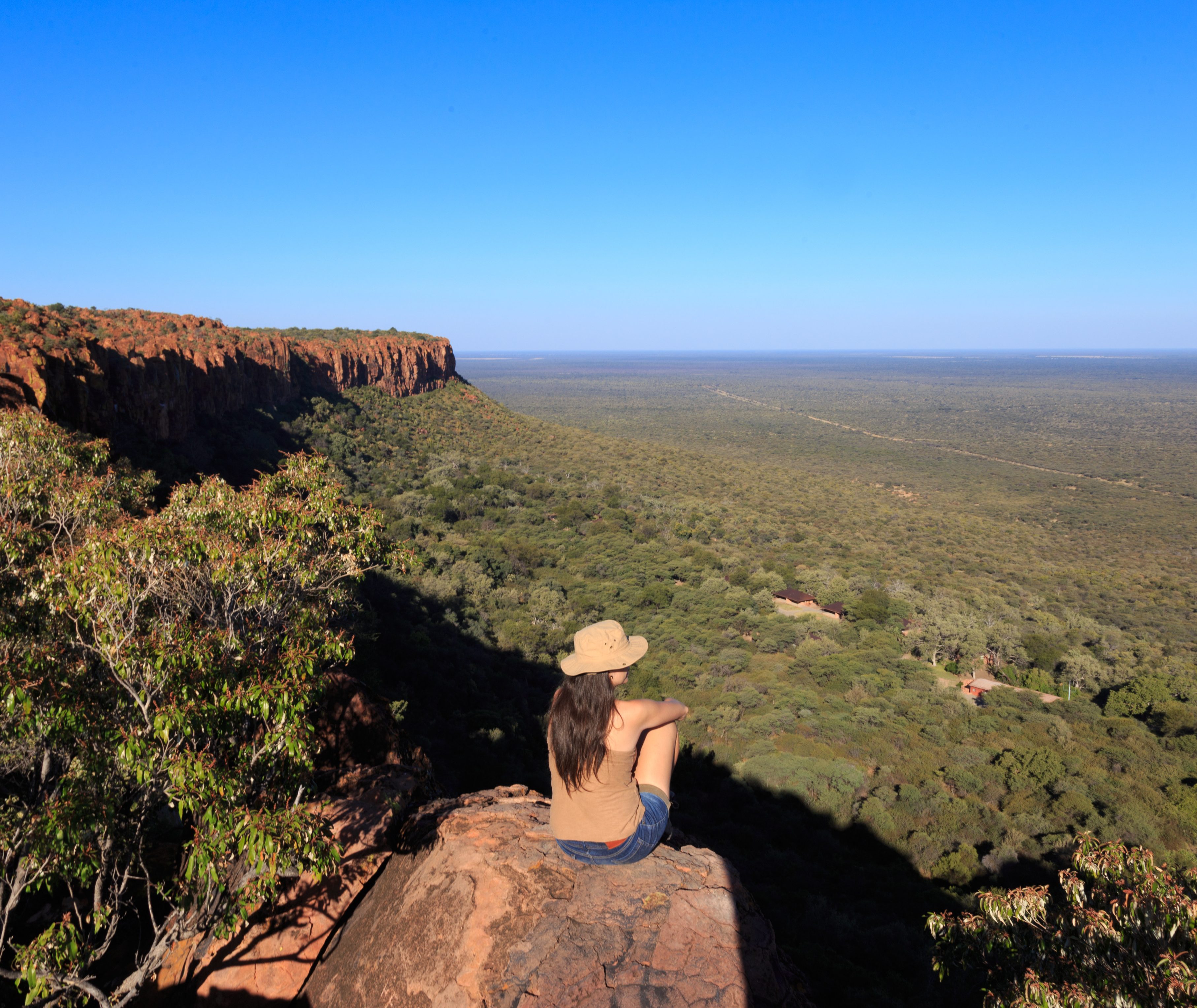 Genieten van het uitzicht bij Waterberg Plateau, Namibie