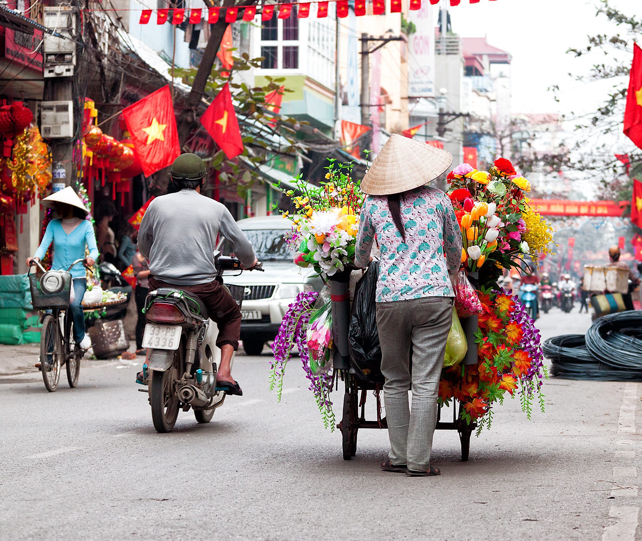 De drukke straten van Hanoi, Vietnam