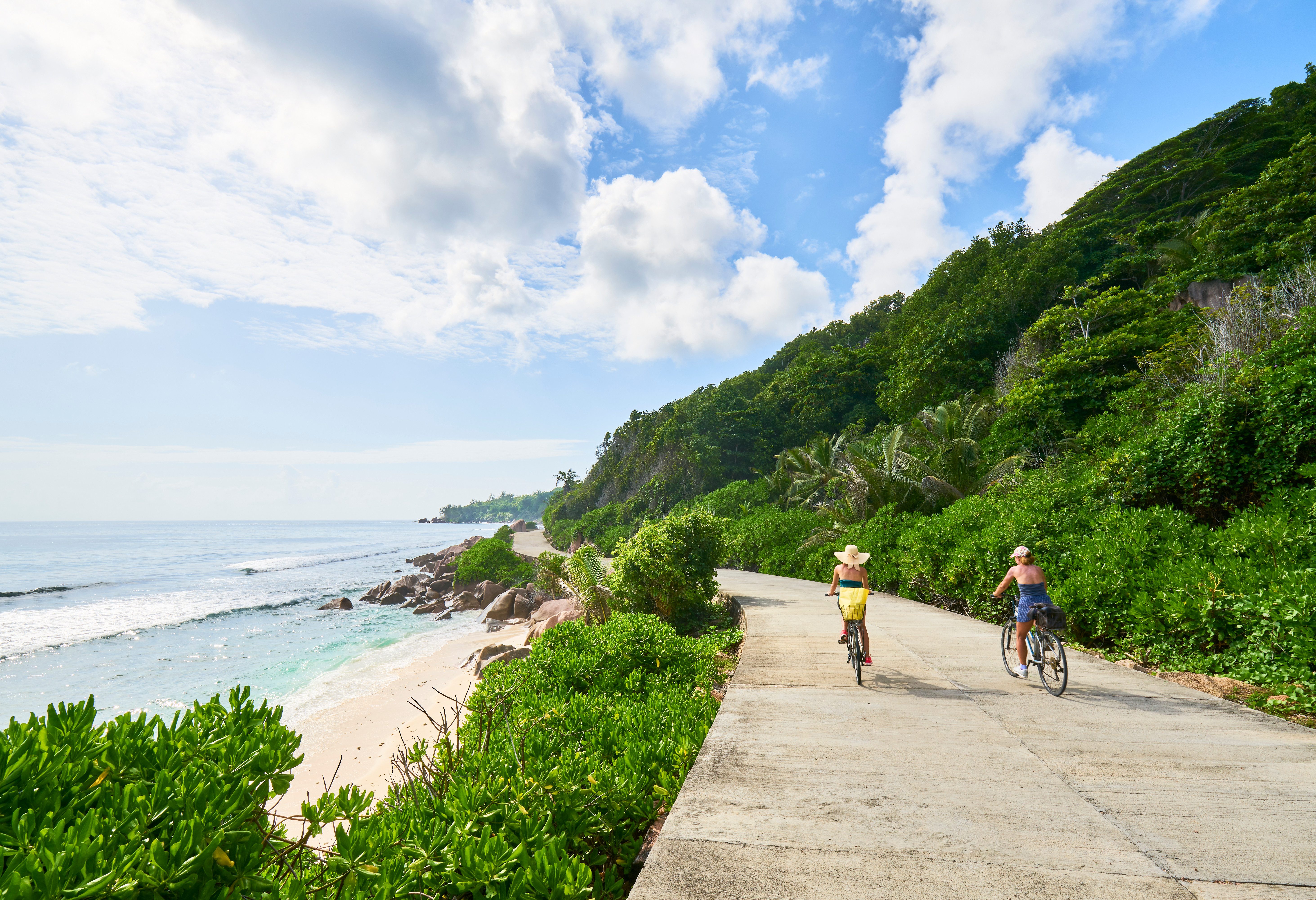 Fietsen op La Digue in de Seychellen