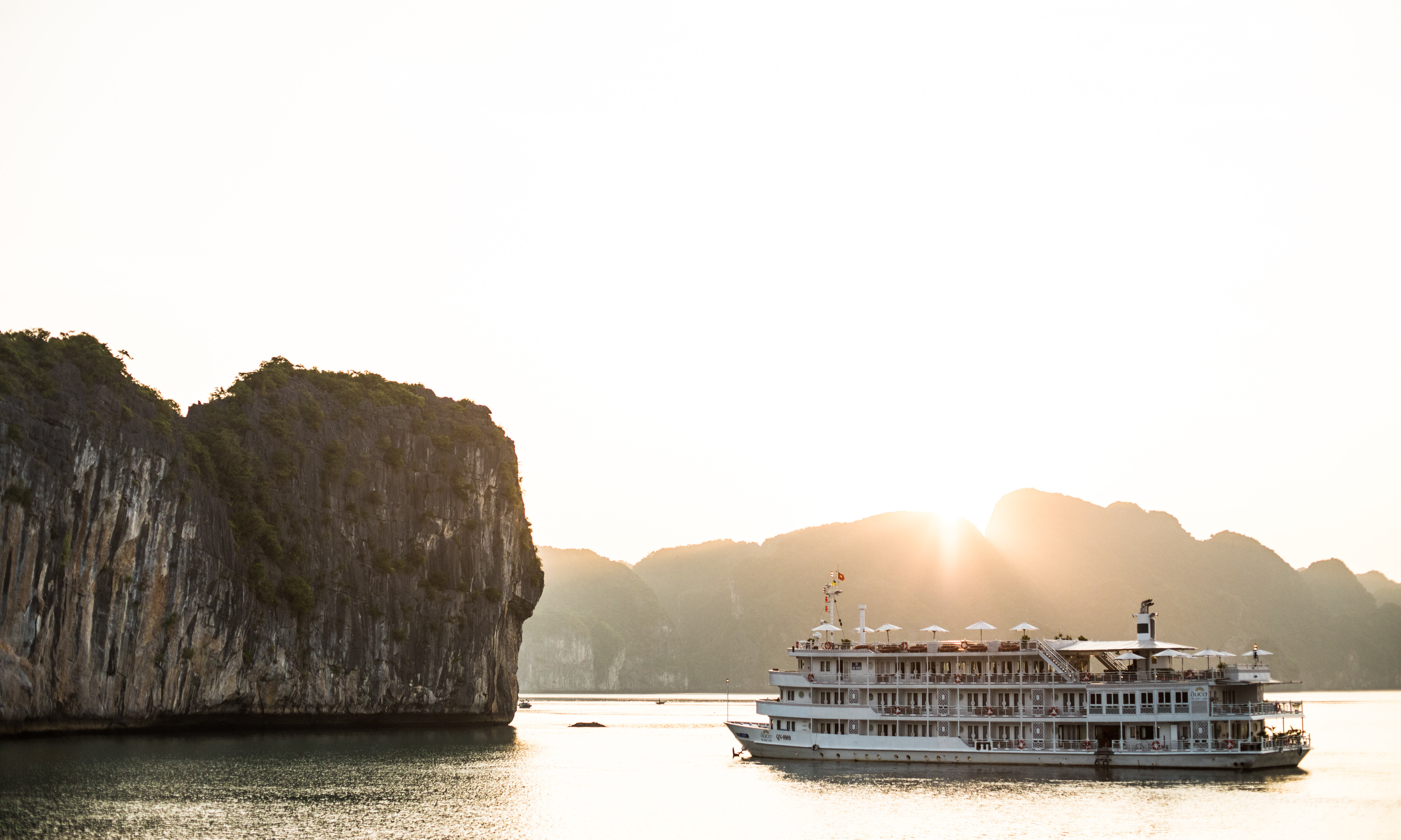The Au Co Cruise Halong Bay Vietnam