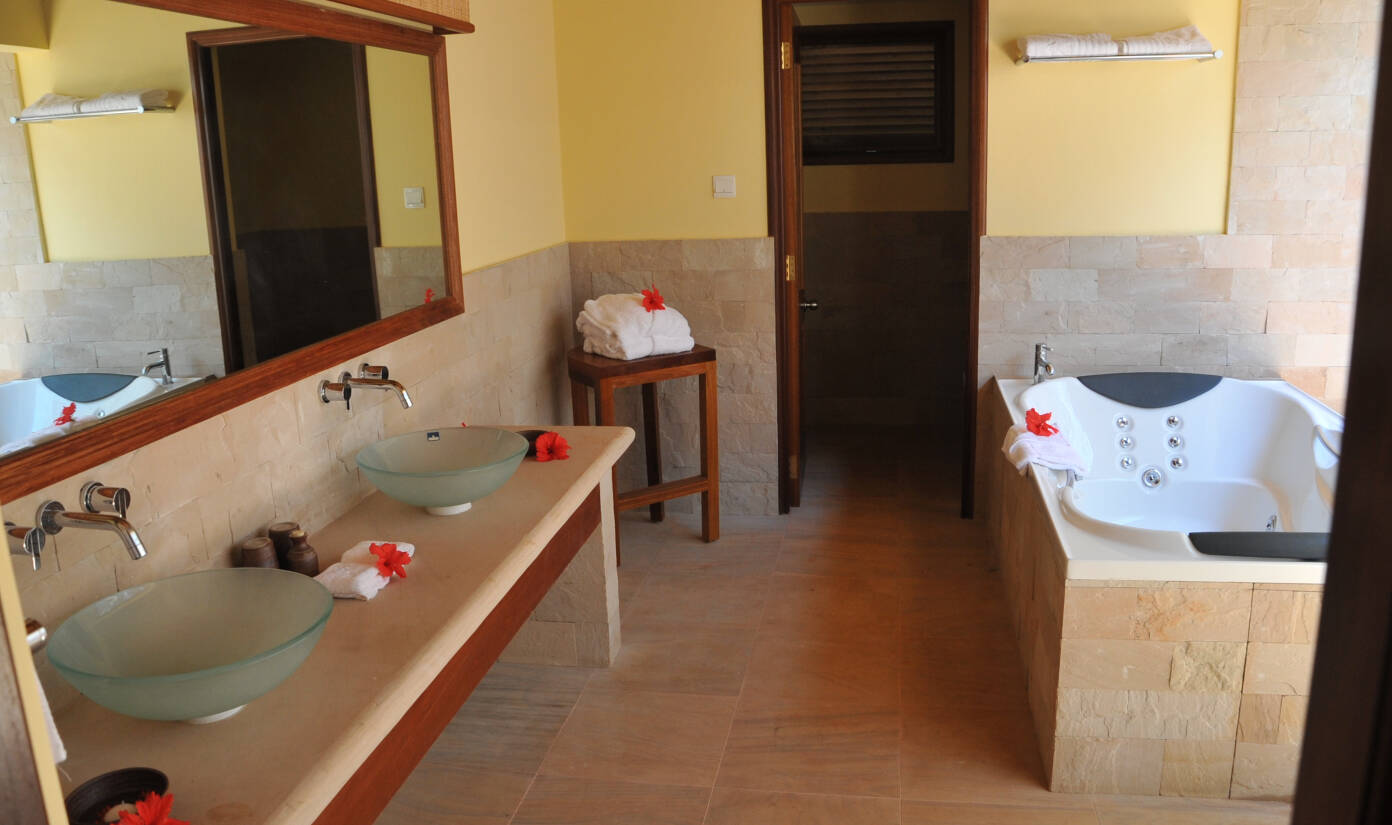 Hideaway Villa Cerf Island Resort