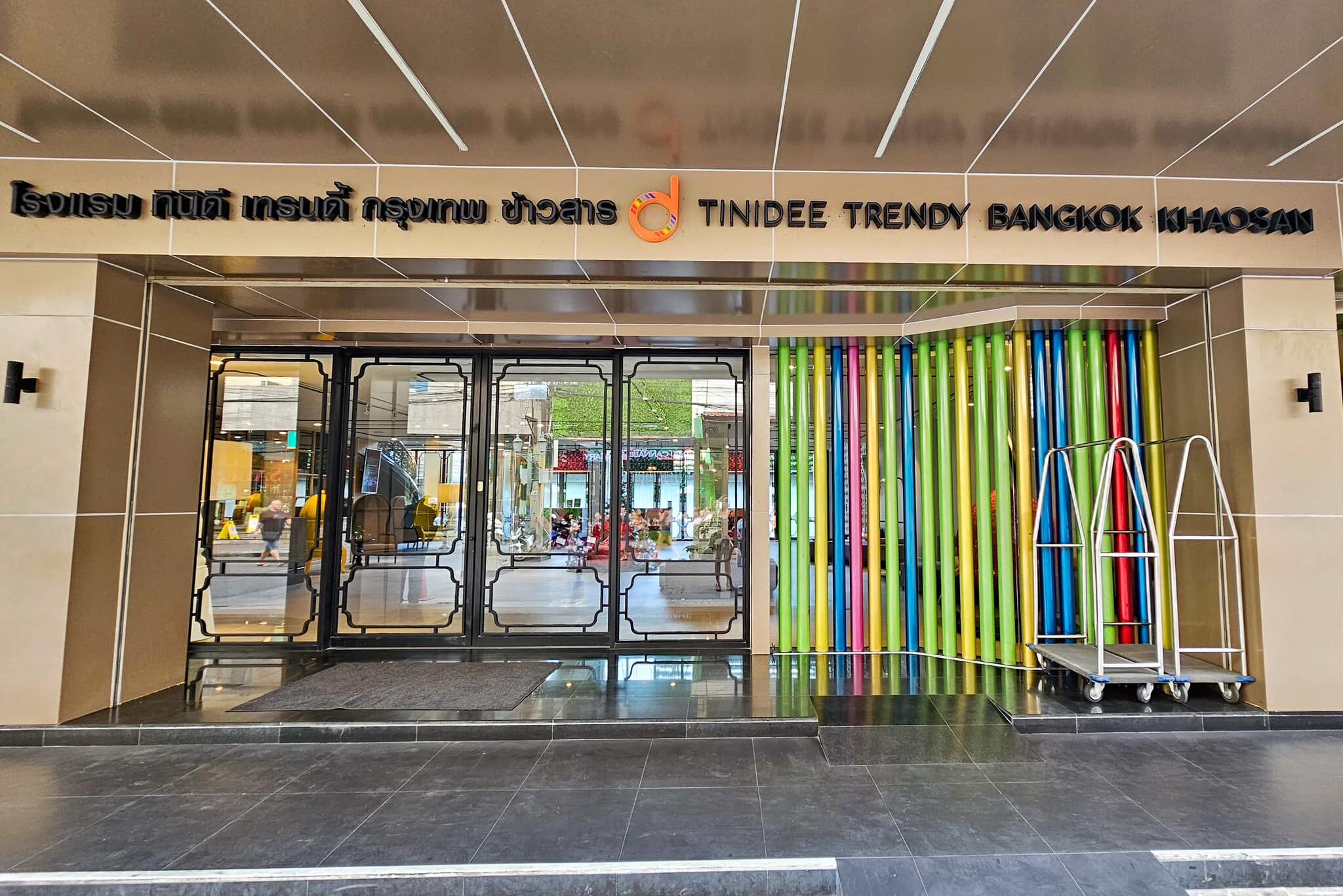 Aankomst Tinidee Trendy Bangkok