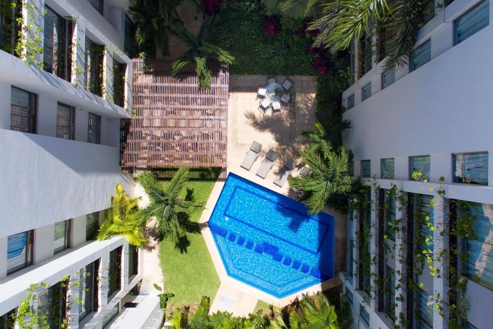 Mexico Cancun Ambiance Suites Zwembad