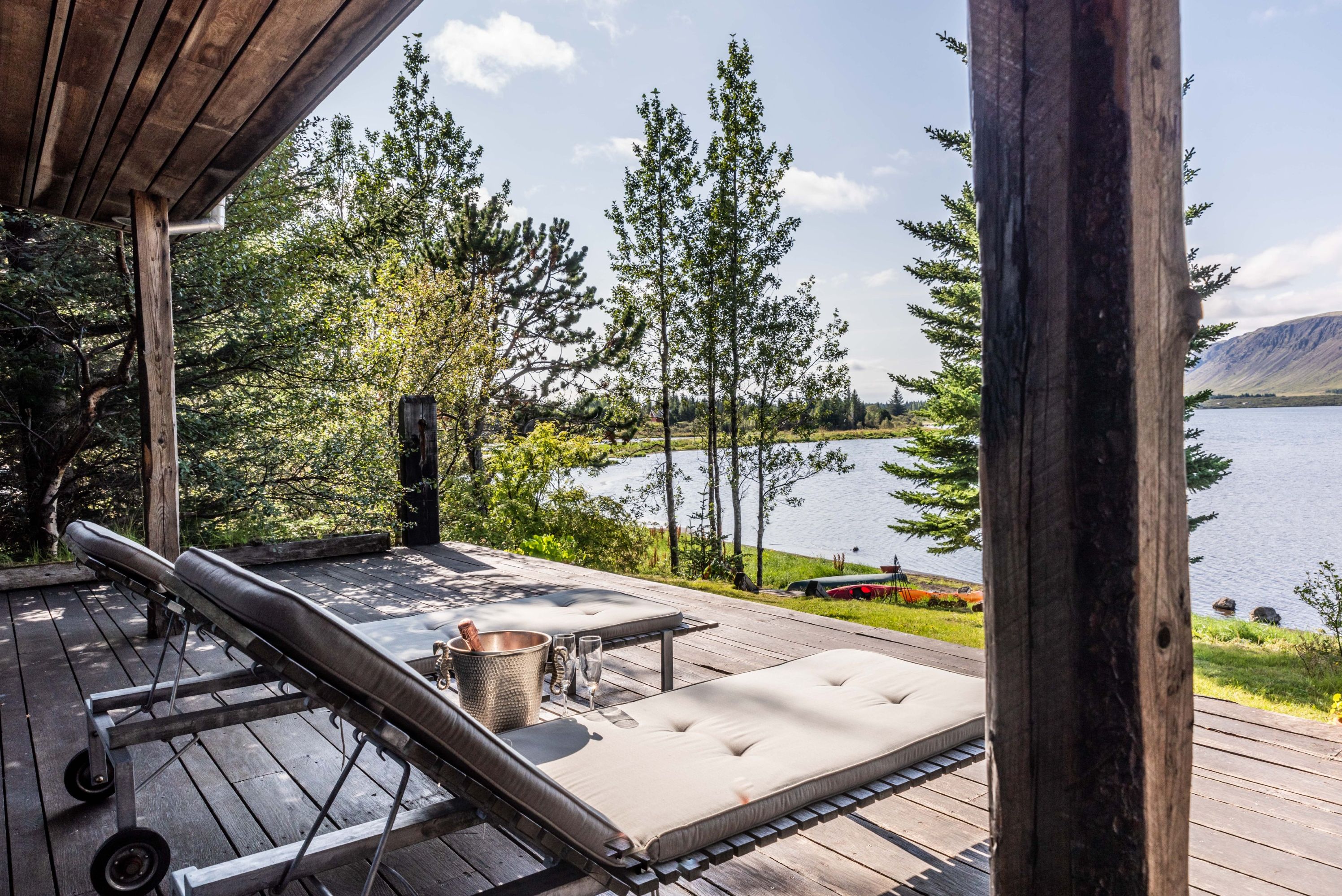 Icelandic Luxury Lodges – Lakefront Villas