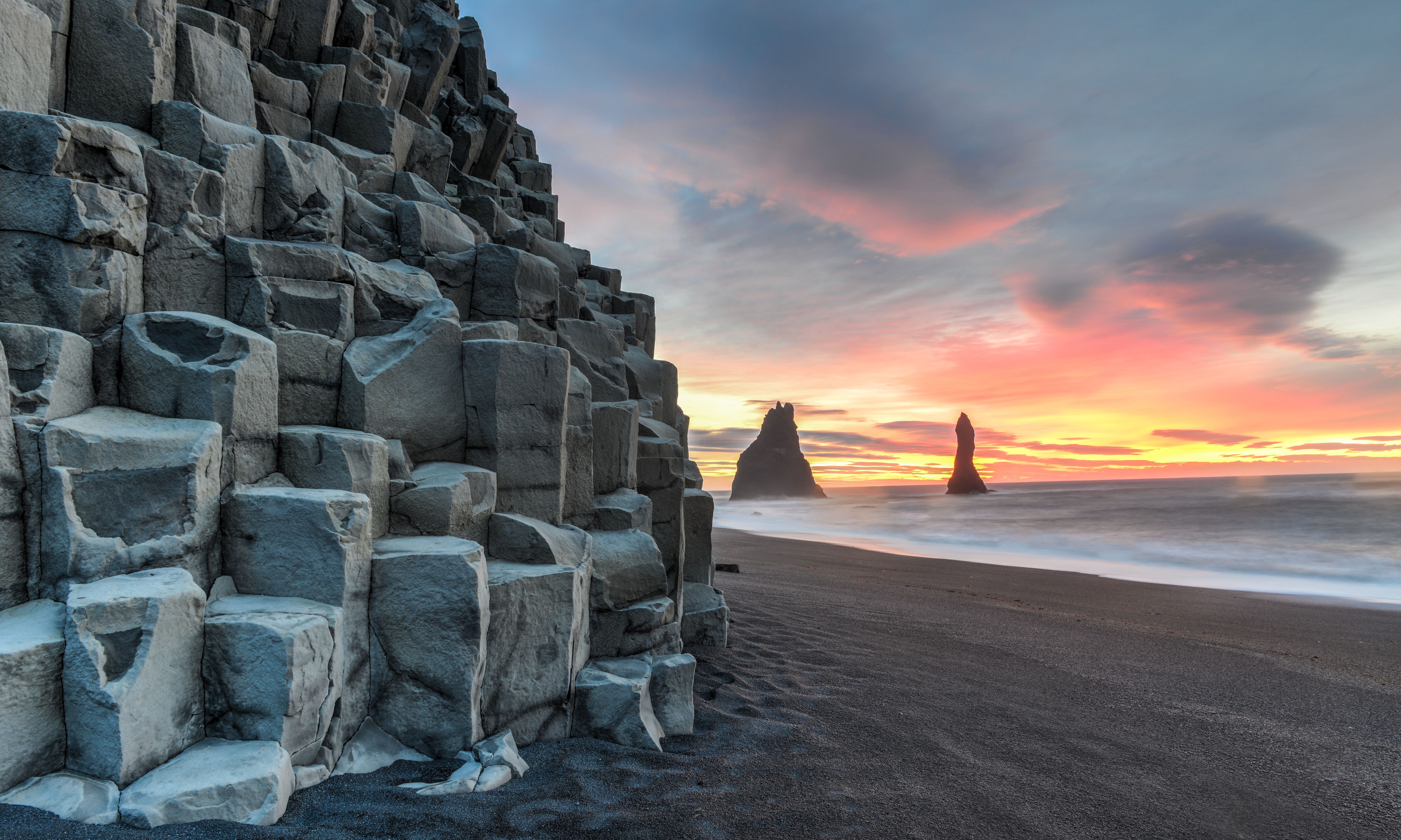 Black Beach, IJsland