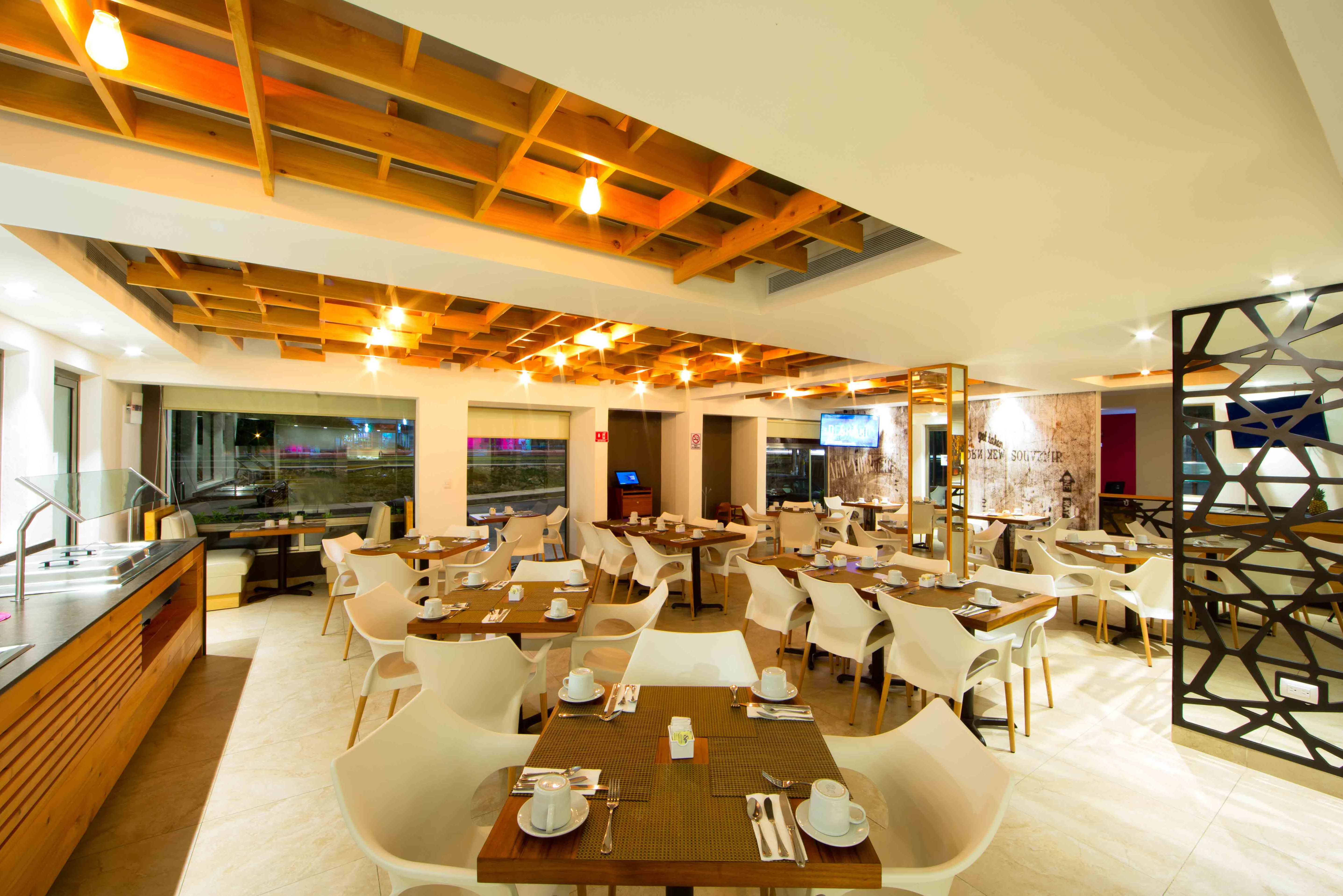 Mexico Cancun Ambiance Suites Restaurant