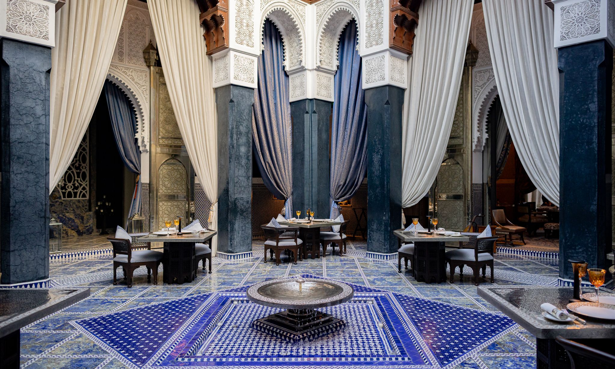 Marokko-Marrakech-Royal-Mansour-Blauwe-Patio