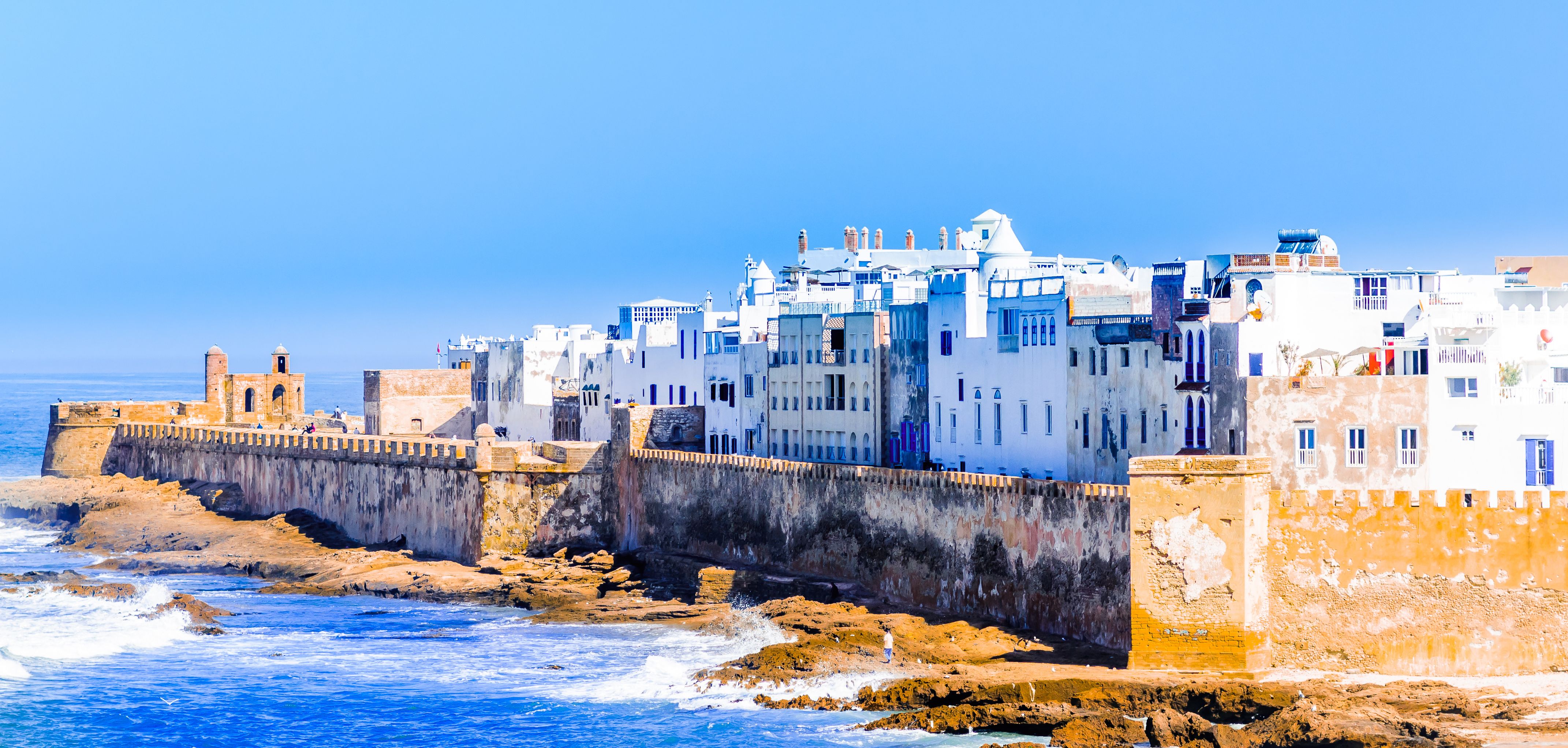 Marokko-Essaouira-vissersdorpje-Atlantische-Oceaan-vanaf-zee-3
