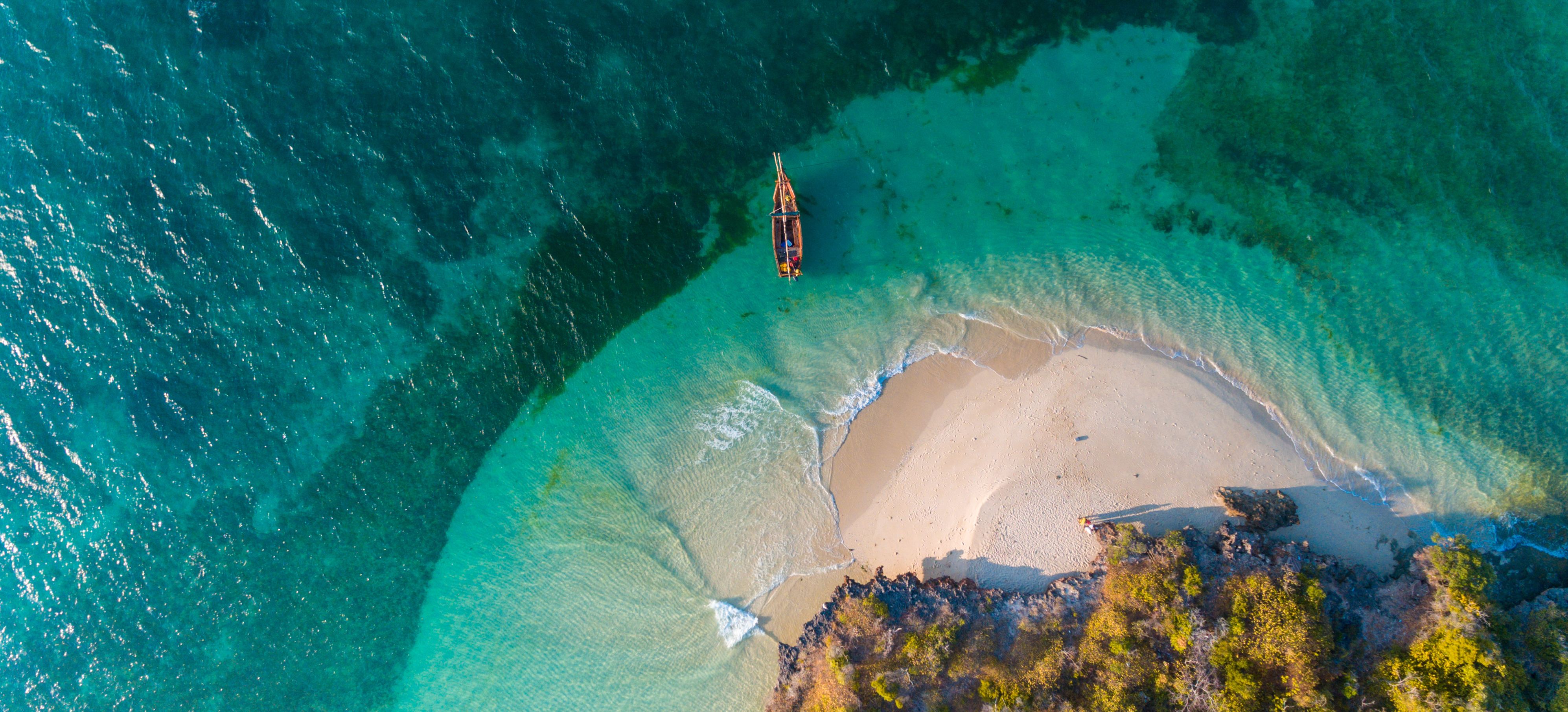 Zanzibar-Dronebeelden-Strand