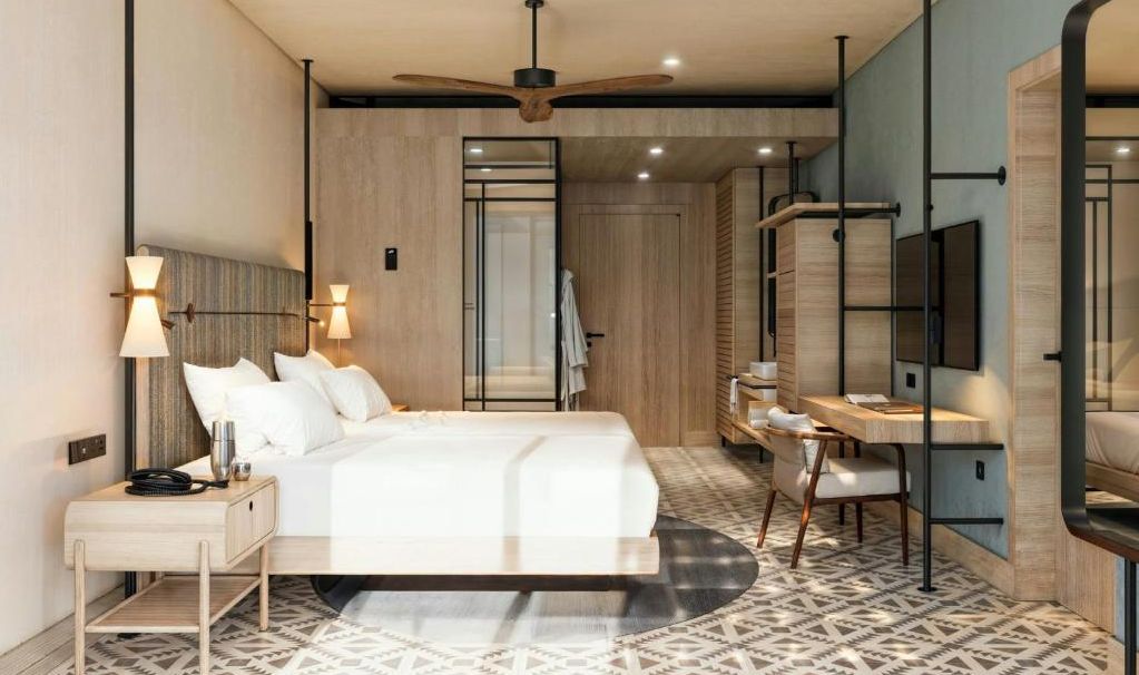 Deluxe-room-Four-Point-Sheraton