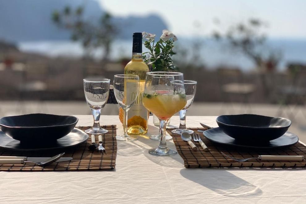 Kaapverdie-Santo-Antao-Palmeira-Da-Cruz-EcoLodge-dineren