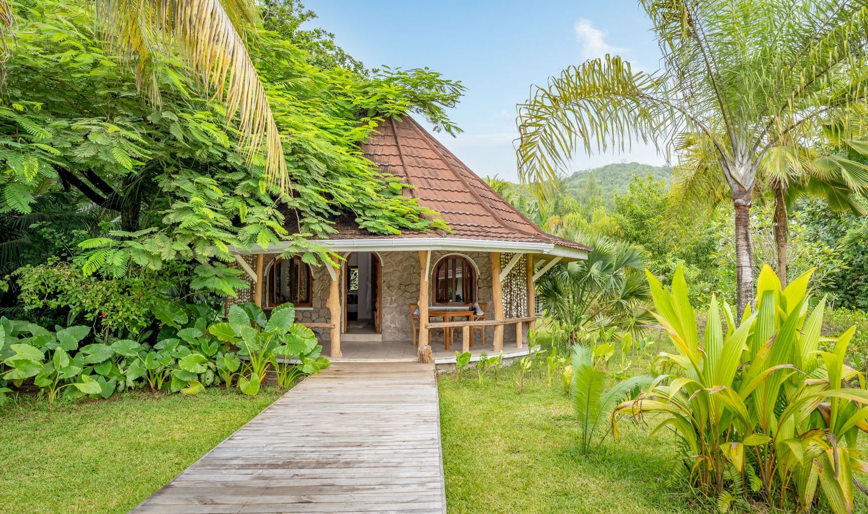 Bliss Praslin Family unit