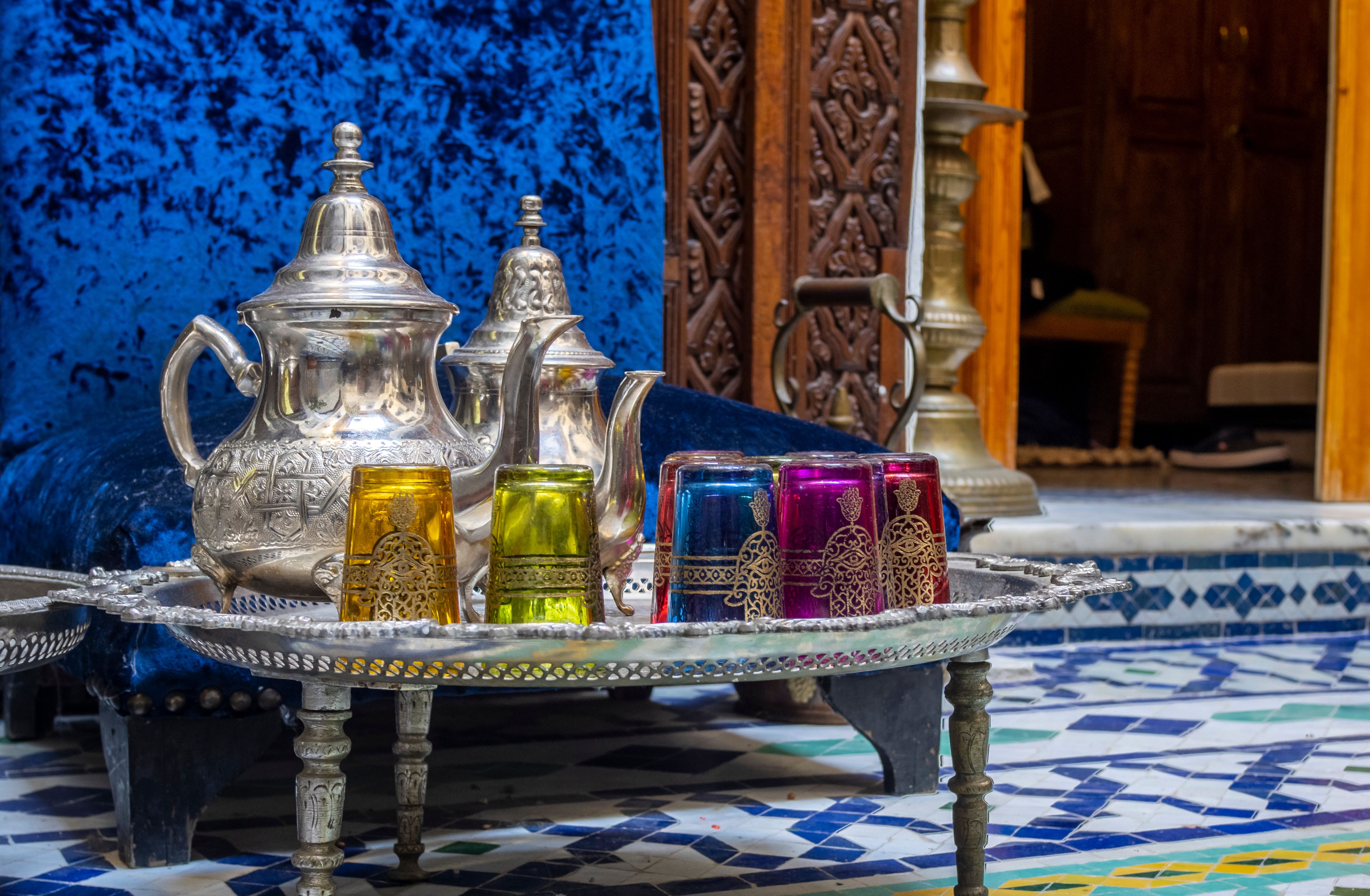 Marokko-Fez-soukh-thee-drinken
