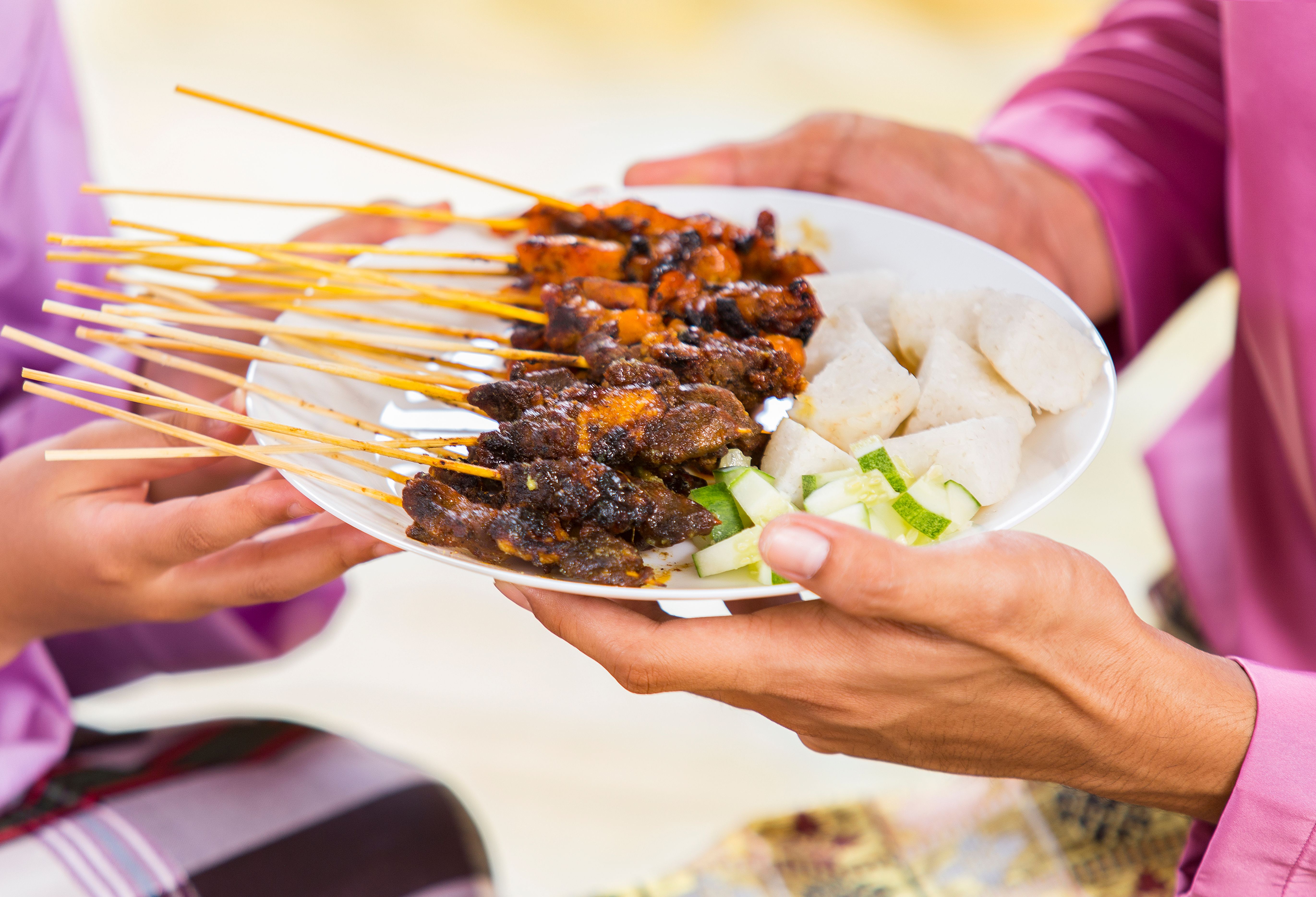 Verse sate met lontong in Maleisie