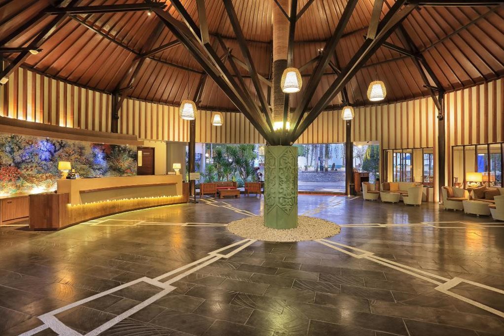 lobby van aston sunset beach resort op lombok gili eilanden