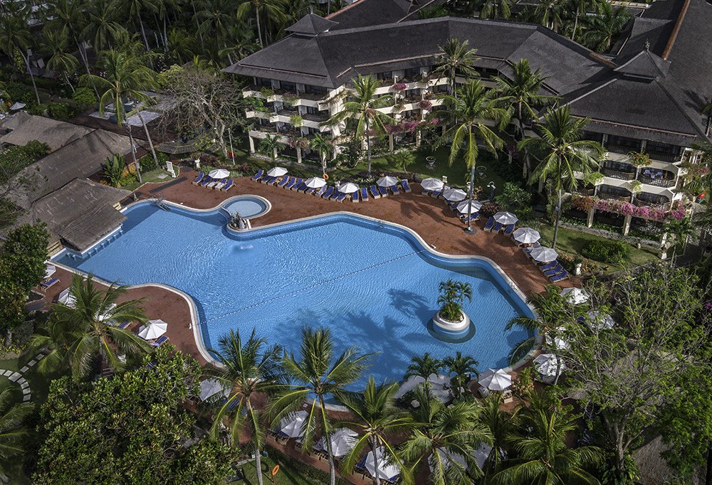 zwembad vansanur beach hotel op bali sanur