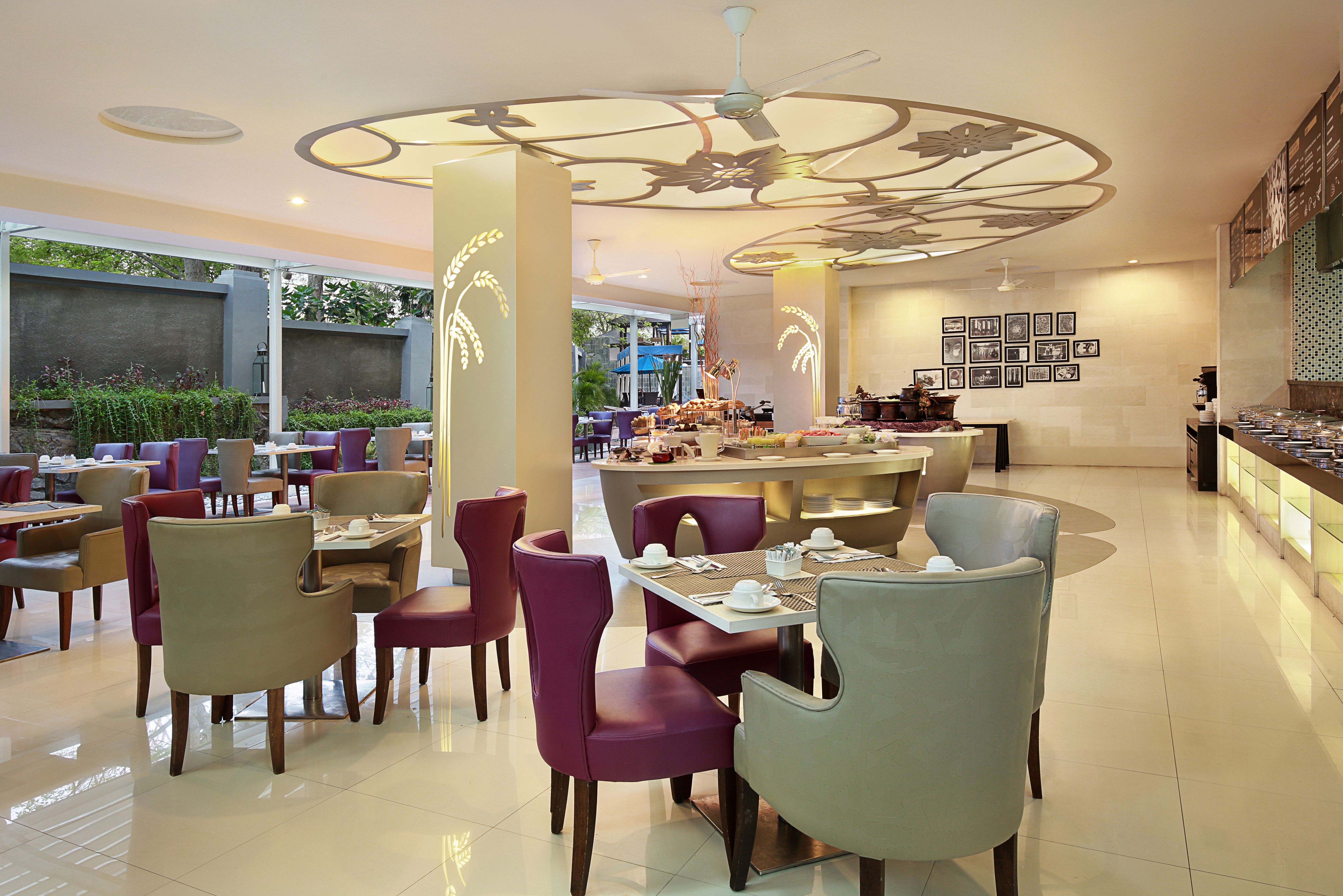 restaurant van mercure hotel nusa dua Bali