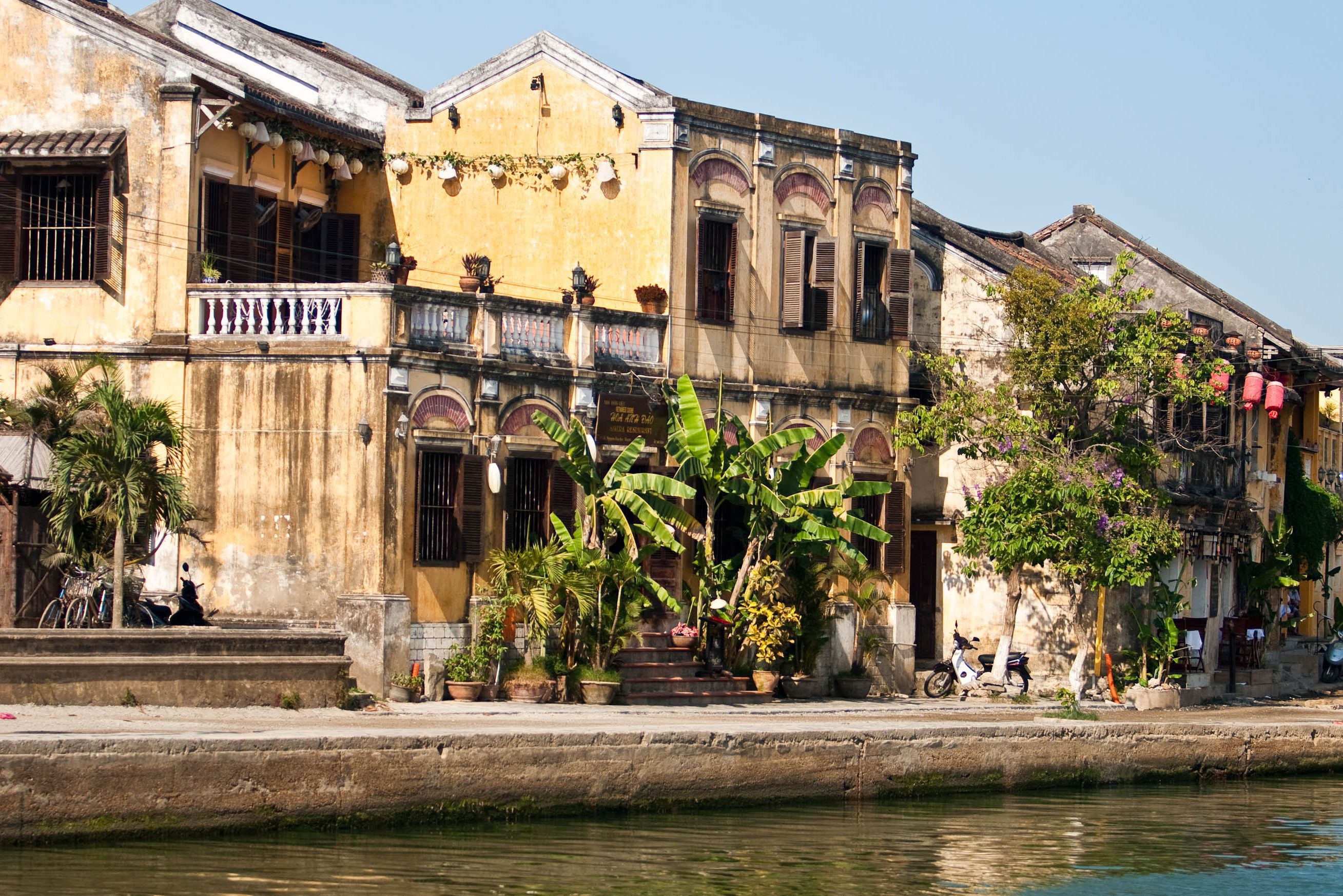 Oude centrum van Hoi An aan de rivier, in Vietnam