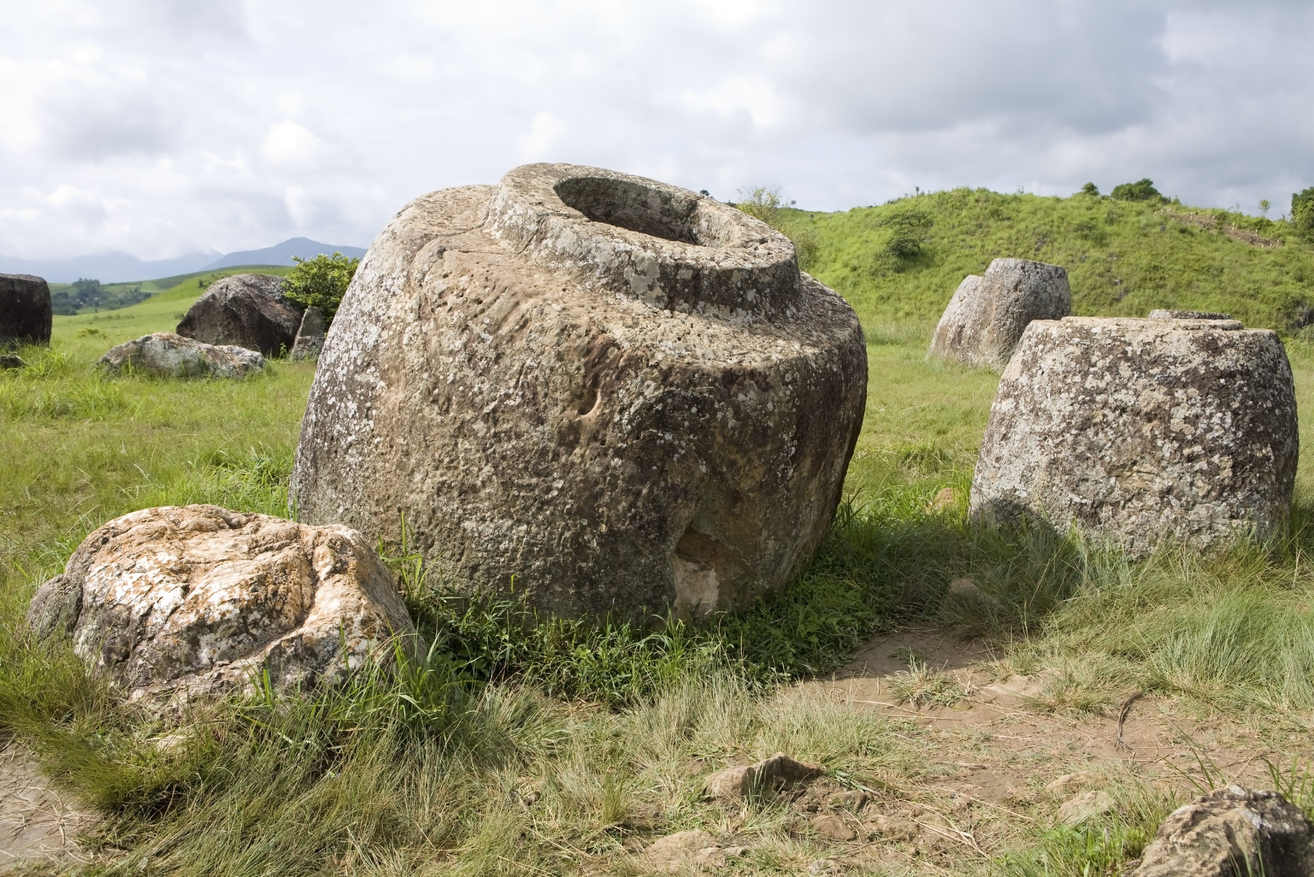 Kruiken op de kruikenvlakte in Phonsavan, Laos