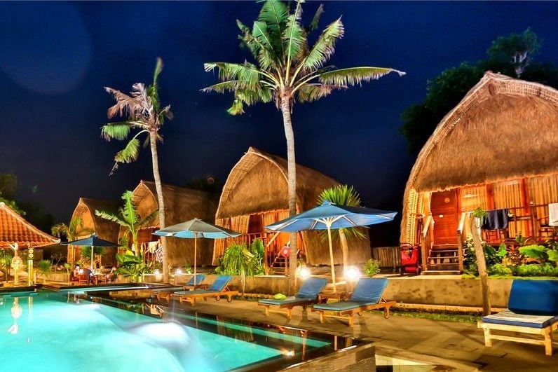 Sunset Coin Lembongan Resort in Bali Indonesie