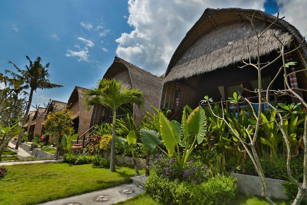 Sunset Coin Lembongan Resort in Bali Indonesie