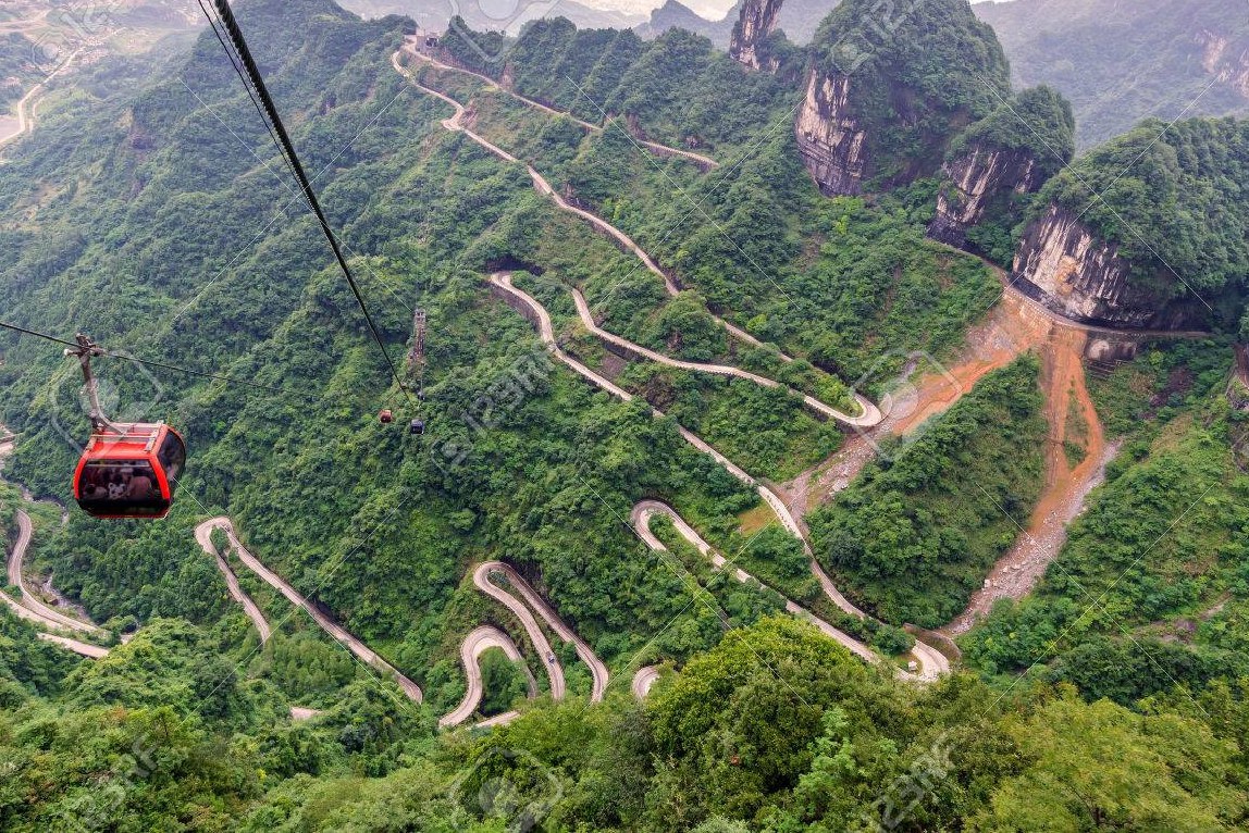 Kabelbaan bij Tianmen mountain in China