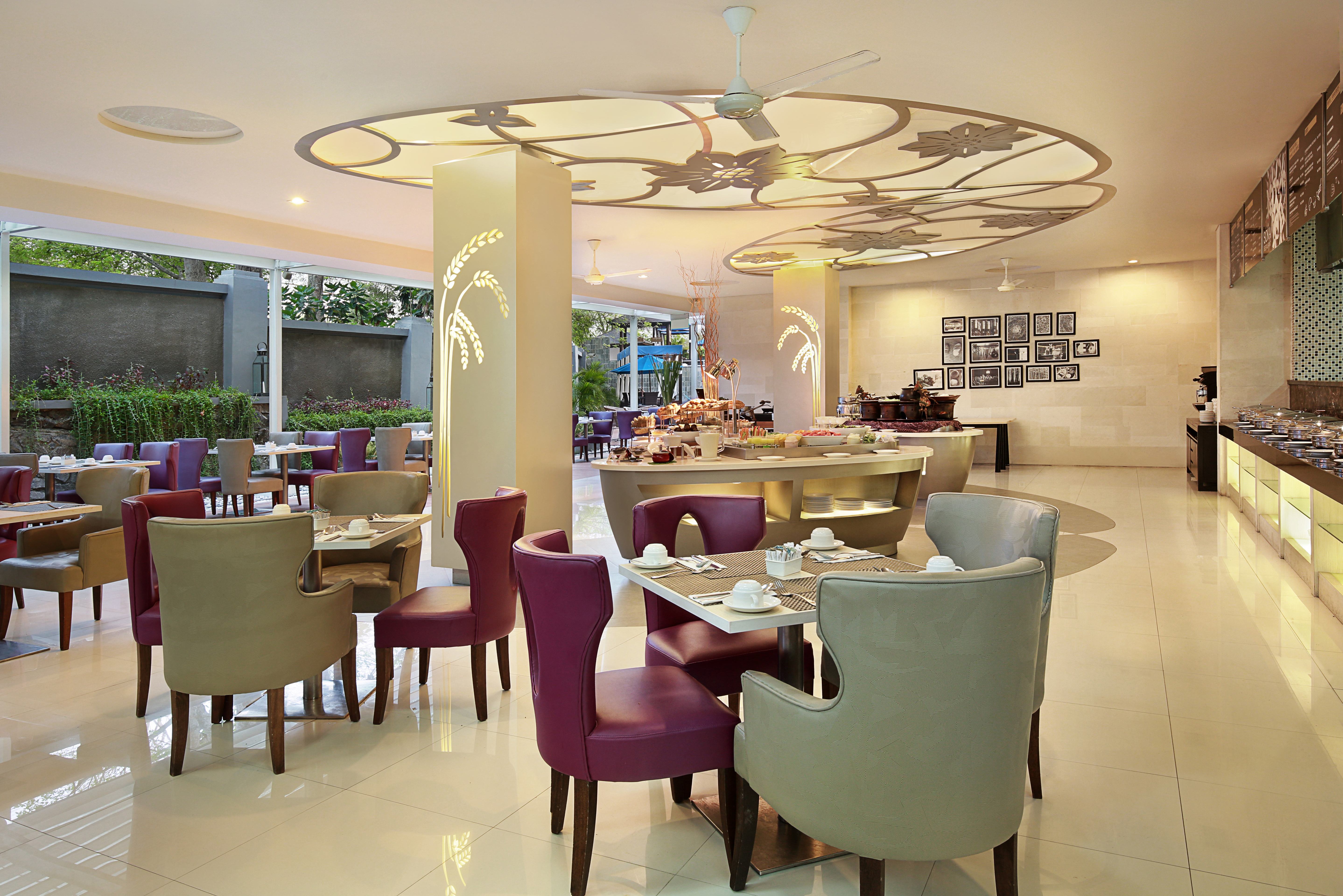 restaurant van mercure hotel nusa dua Bali