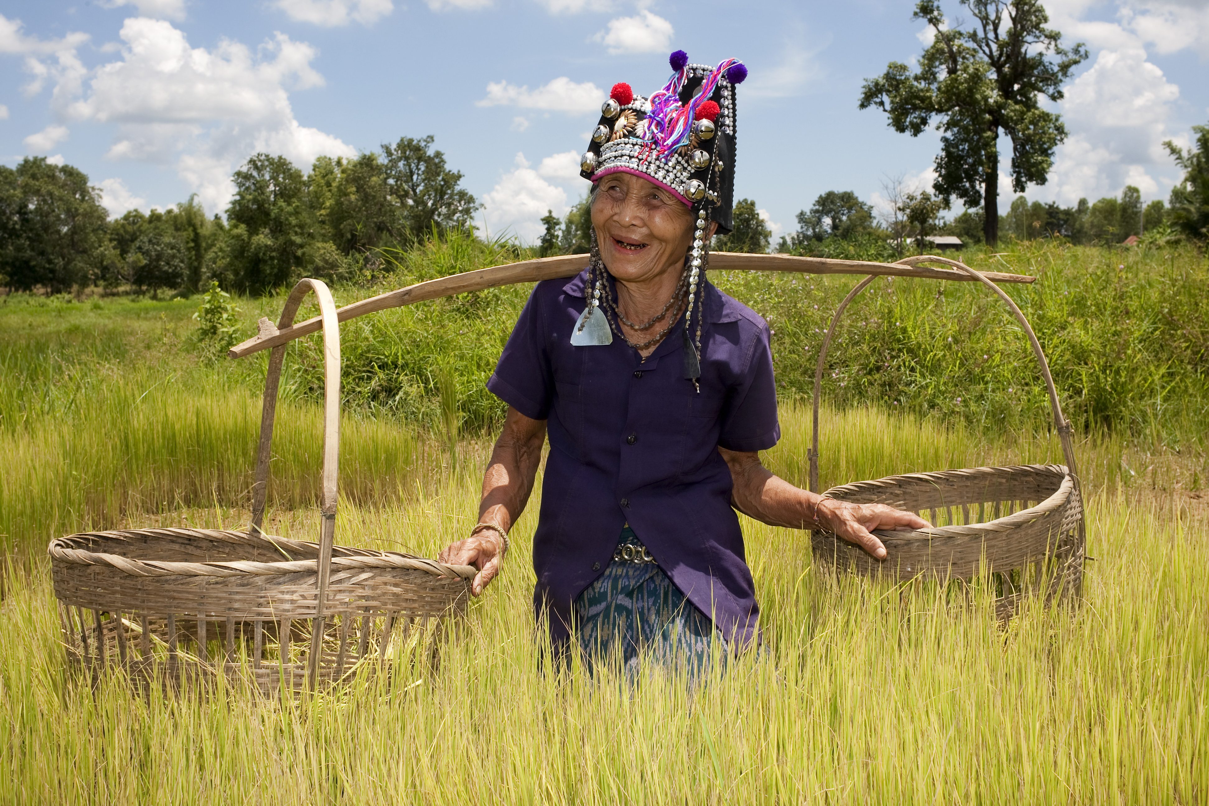 Vrouw van de Akha stam in Noord-Thailand