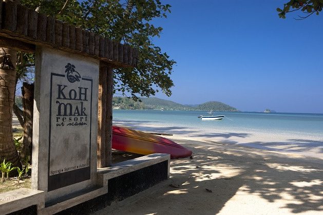 Strand bij het Koh Mak Resort in Thailand