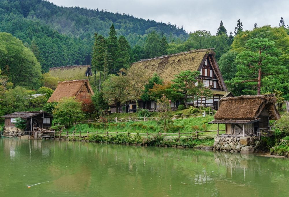 De rieten daken van Shirakawago