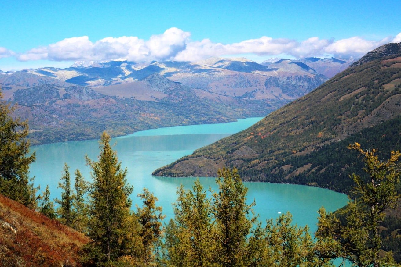 Urimchi meer op de Zijde Route in China