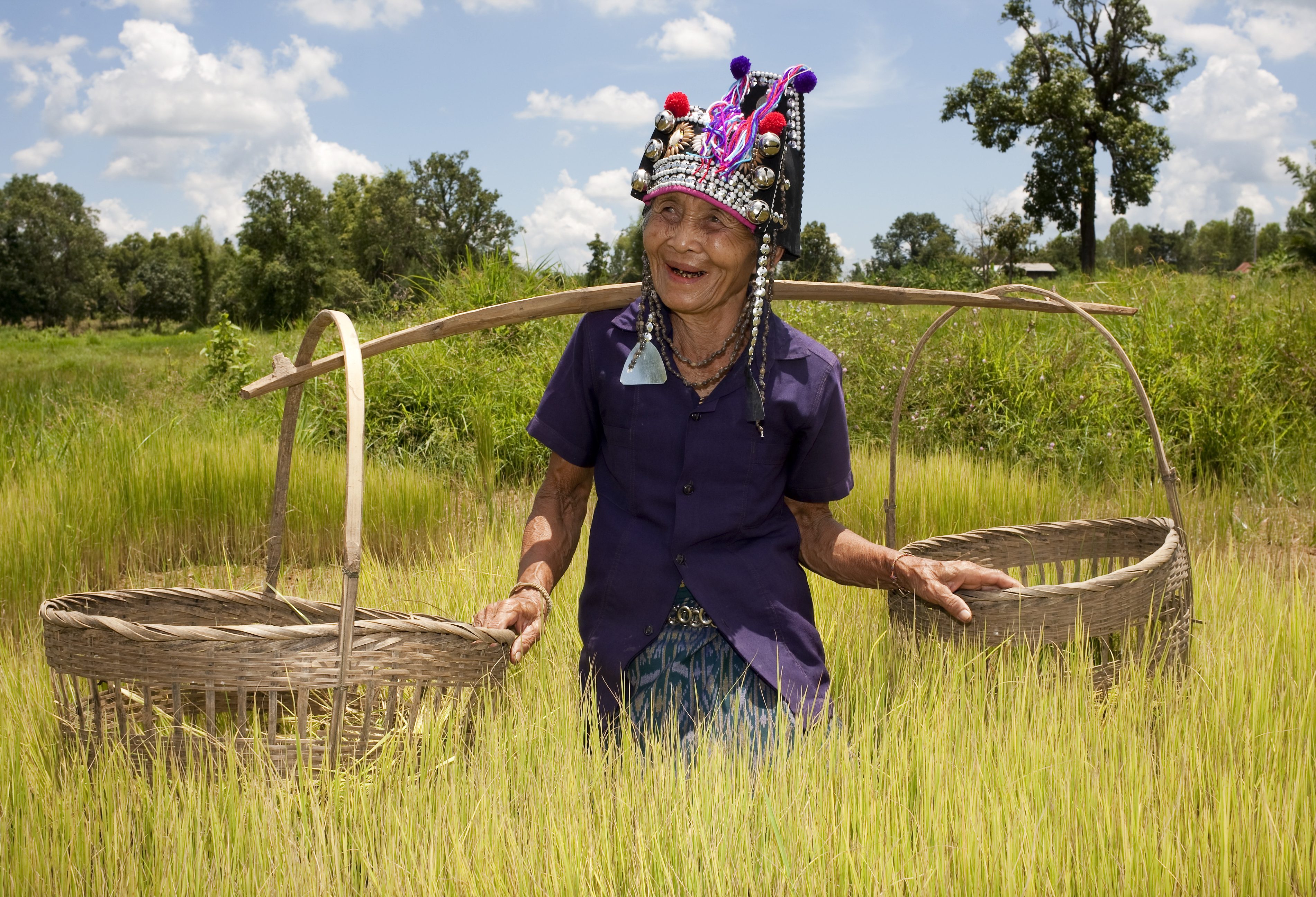 Vrouw van de Akha stam in Noord-Thailand