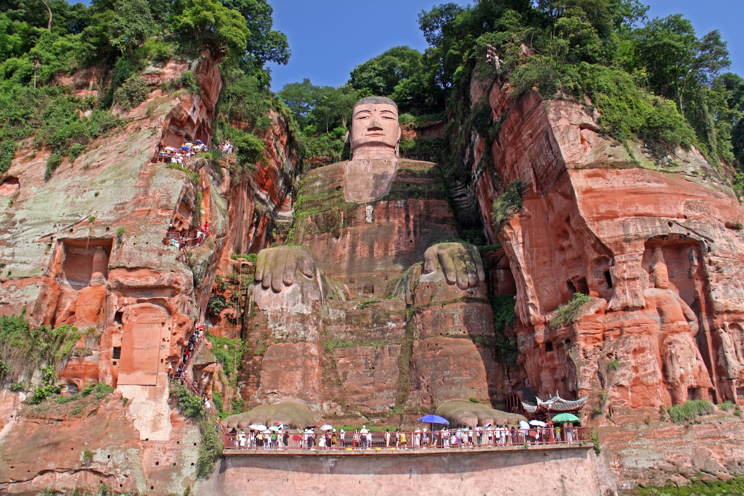 De stenen Boeddha bij Leshan in China
