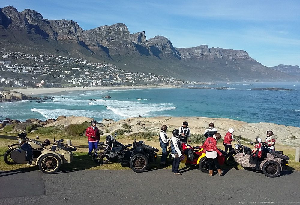 motor met zijspan in Kaapstad