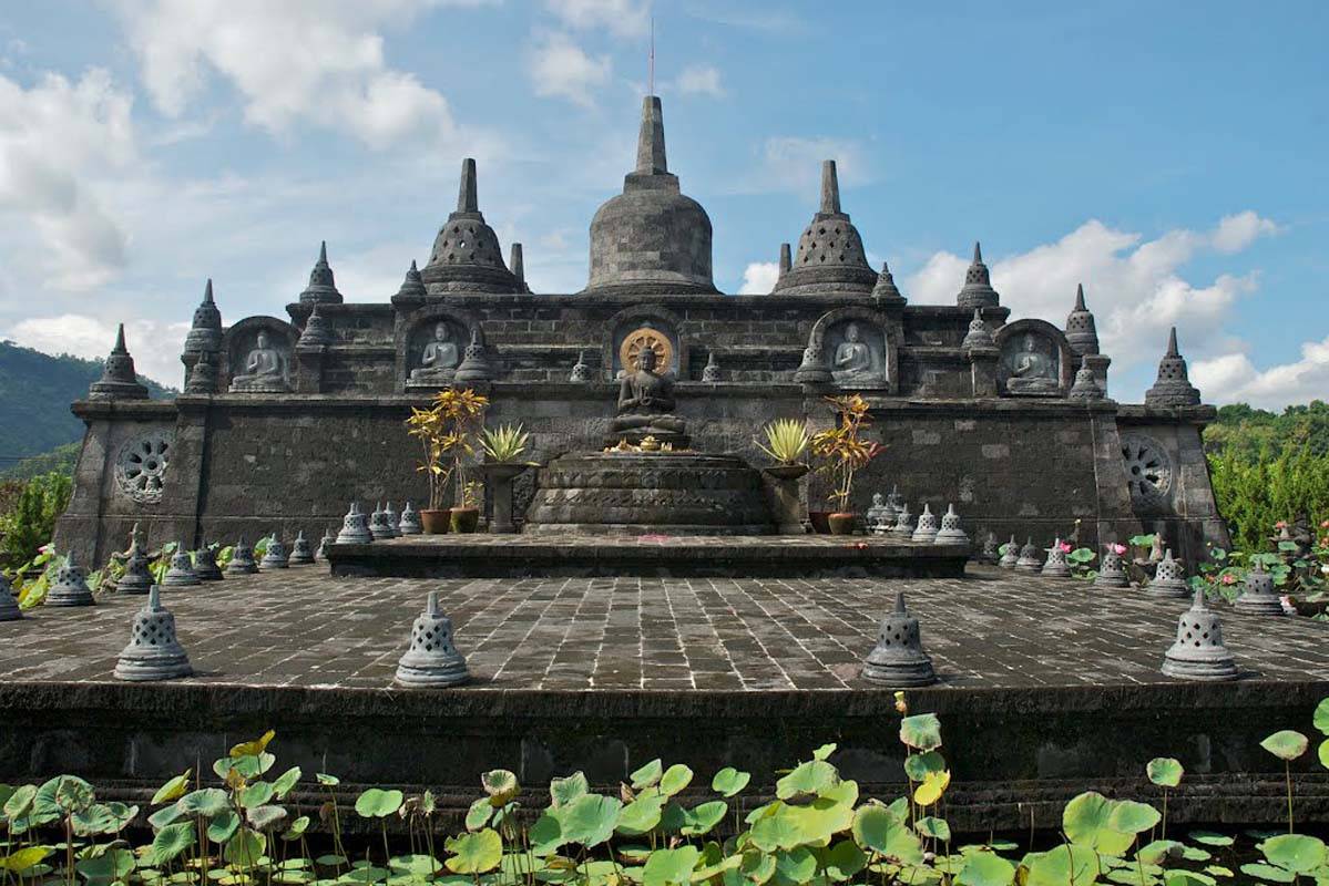 Brahmavirana arama klooster omgeving lovina